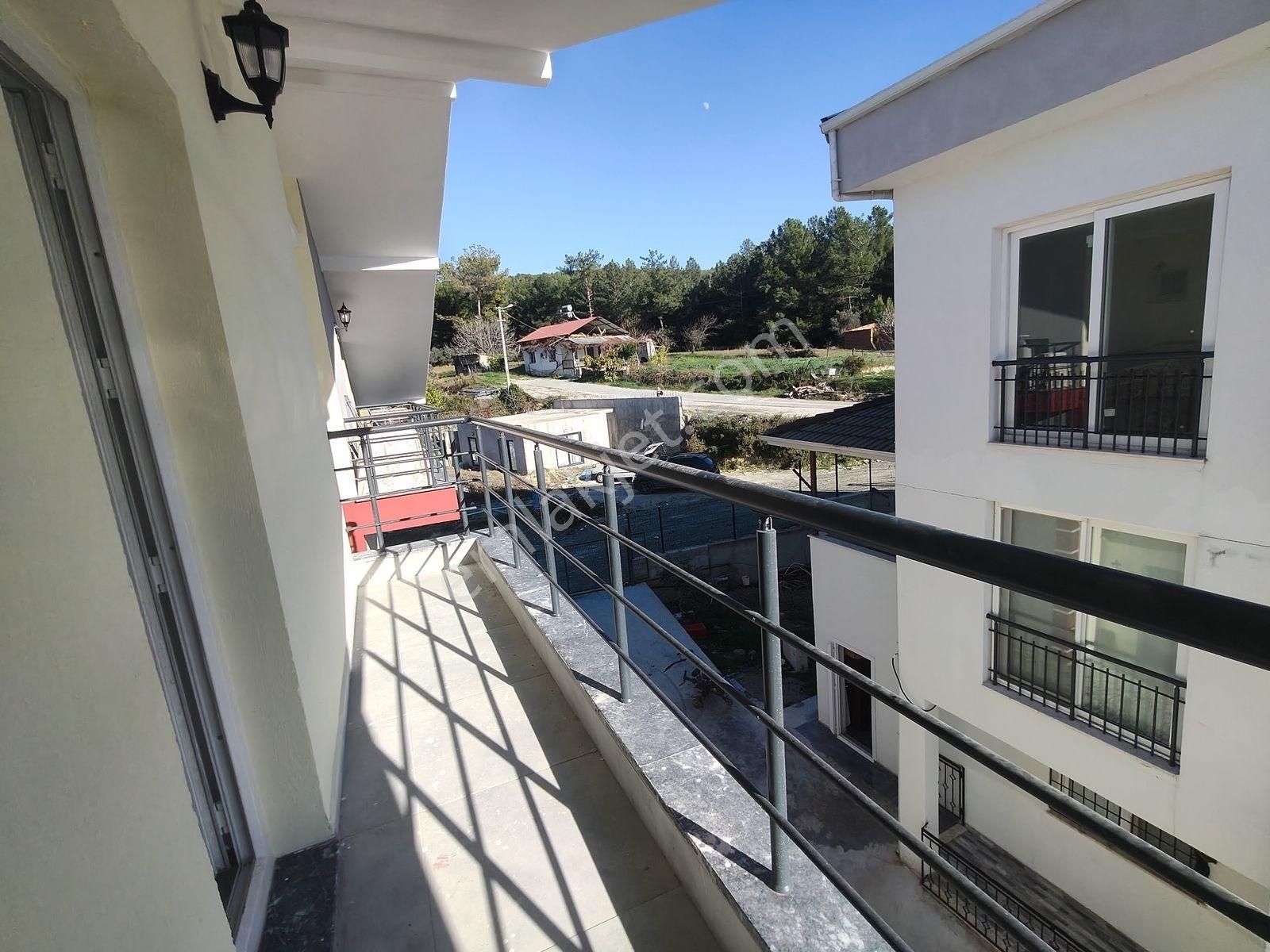 Gerişburnun ^da 2+1 Ayrı Mutfaklı Manzaralı Çatı Dubleks Daire - Görsel 3