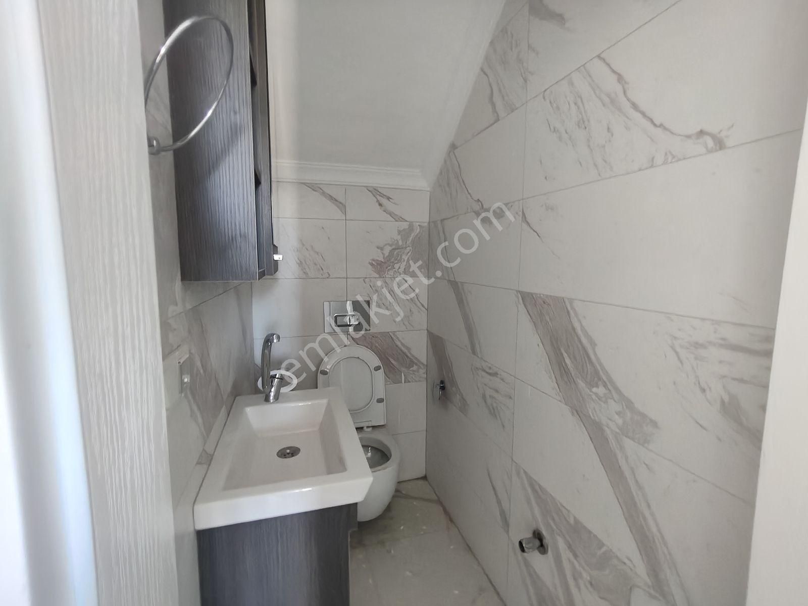 Gerişburnun ^da 2+1 Ayrı Mutfaklı Manzaralı Çatı Dubleks Daire - Görsel 6