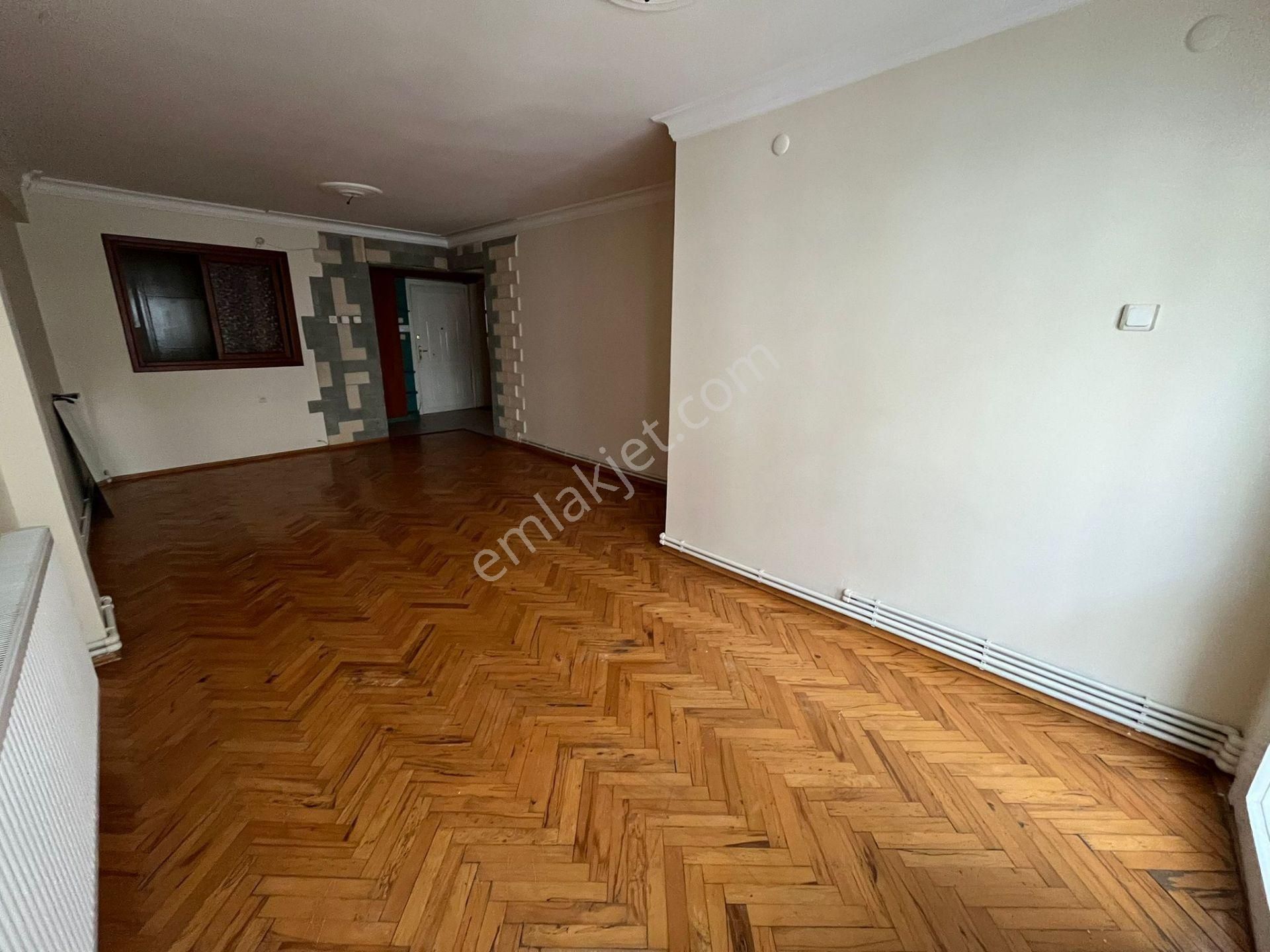 Asil'den Üçkuyularda Cadde Paraleli Temiz Arakat Depozitosuz - Görsel 3