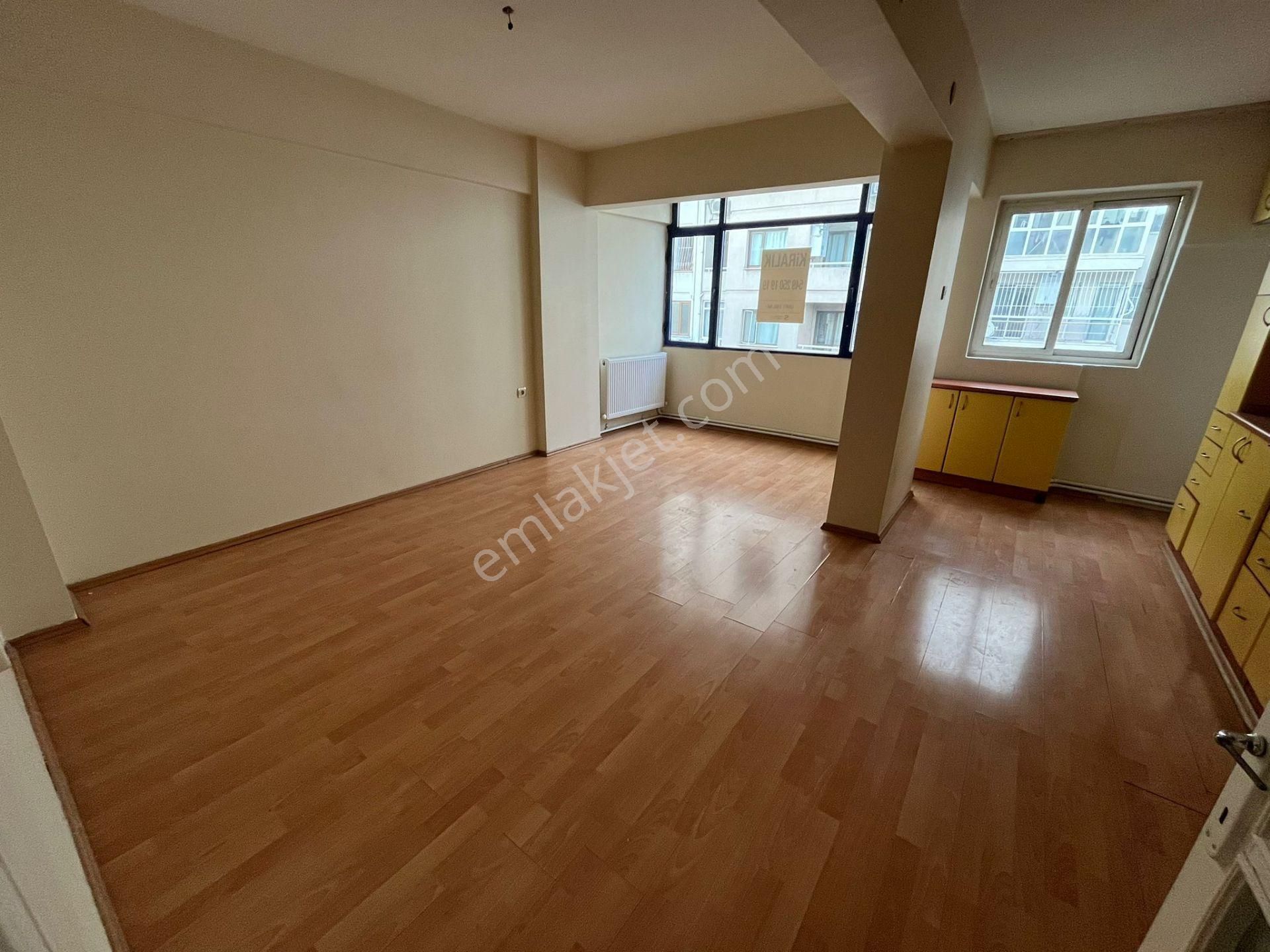 Asil'den Üçkuyularda Cadde Paraleli Temiz Arakat Depozitosuz - Görsel 8