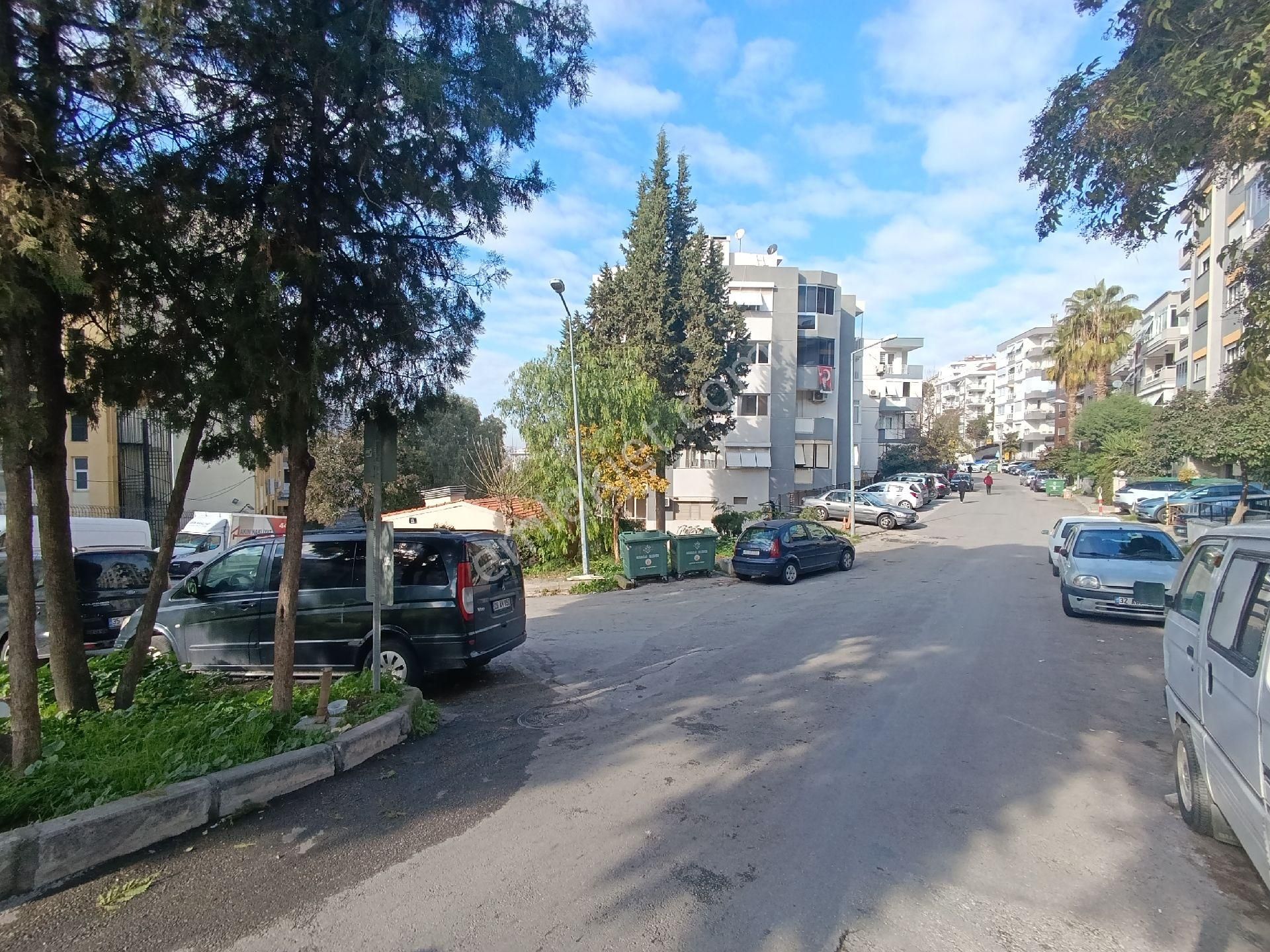 Hatay Basın Sitesi 175 Sokakta Teraslı Lüx Konsept 3+1 110 M2 Açık Mutfaklı - Görsel 3