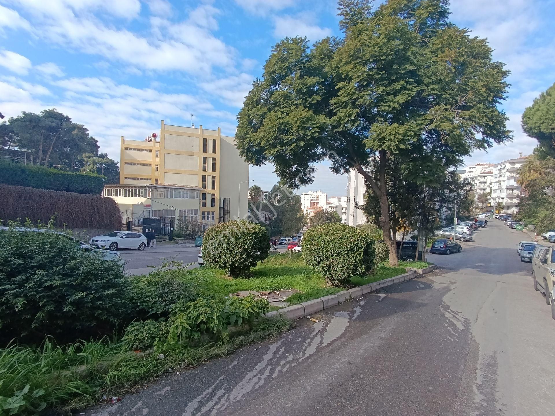 Hatay Basın Sitesi 175 Sokakta Teraslı Lüx Konsept 3+1 110 M2 Açık Mutfaklı - Görsel 2