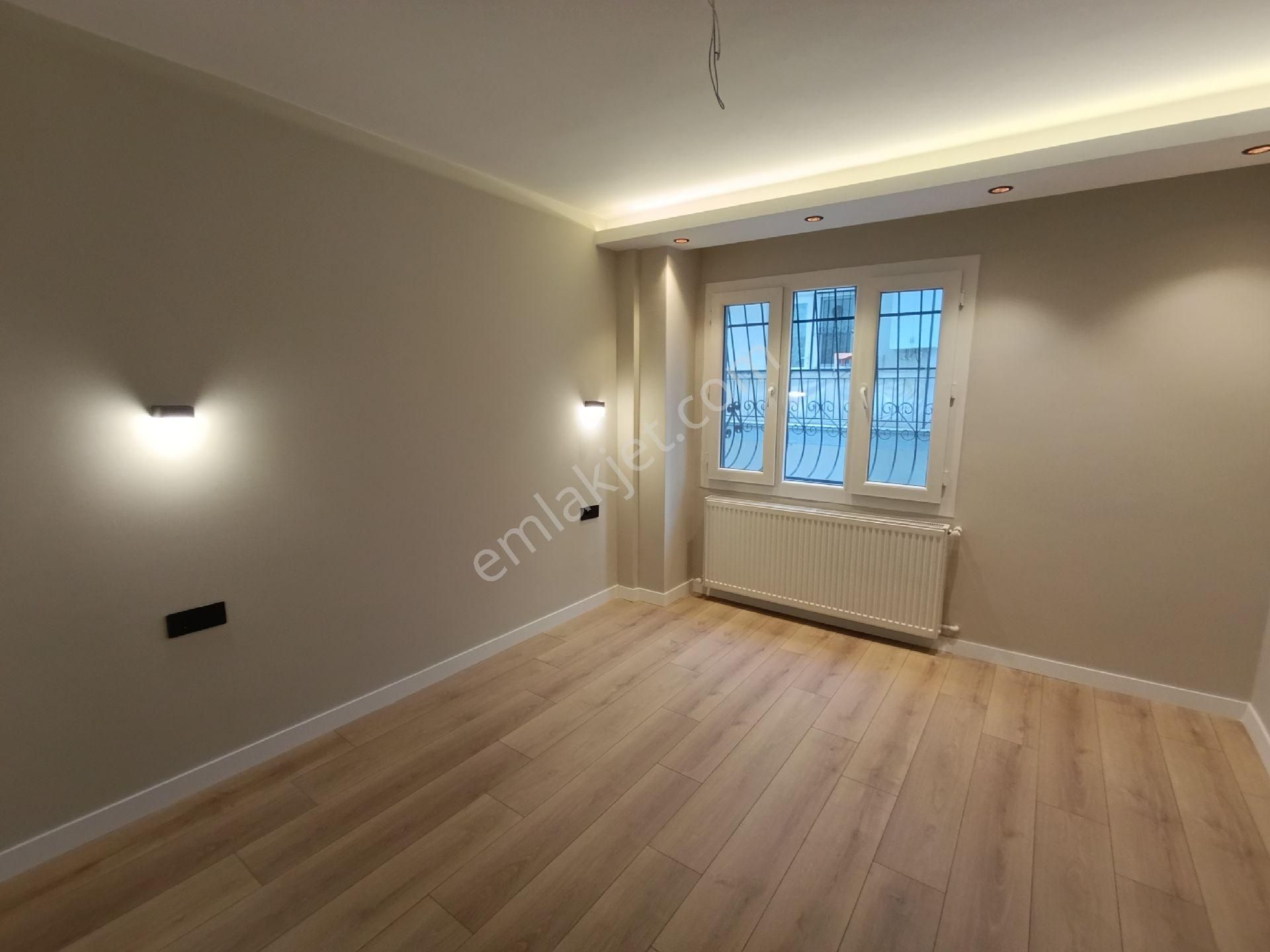 Hatay Basın Sitesi 175 Sokakta Teraslı Lüx Konsept 3+1 110 M2 Açık Mutfaklı - Görsel 20