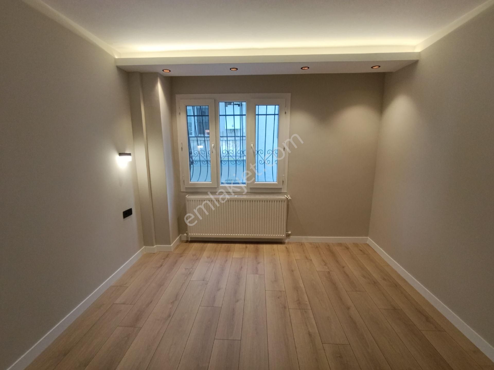 Hatay Basın Sitesi 175 Sokakta Teraslı Lüx Konsept 3+1 110 M2 Açık Mutfaklı - Görsel 23