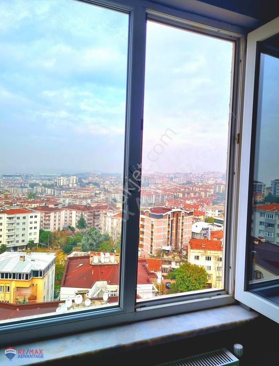 Remax Advantage'den Karasu İş Merkezin De Kiralık Ofis - Görsel 21