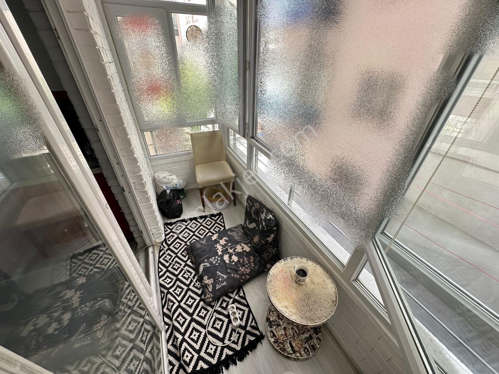 Topçu Mah. 3+1 Ara Katta Asansörlü Geniş Daire - Görsel 32