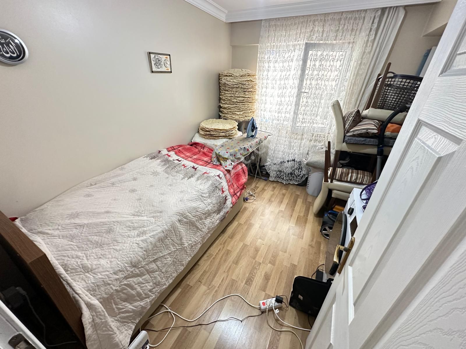 Topçu Mah. 3+1 Ara Katta Asansörlü Geniş Daire - Görsel 14