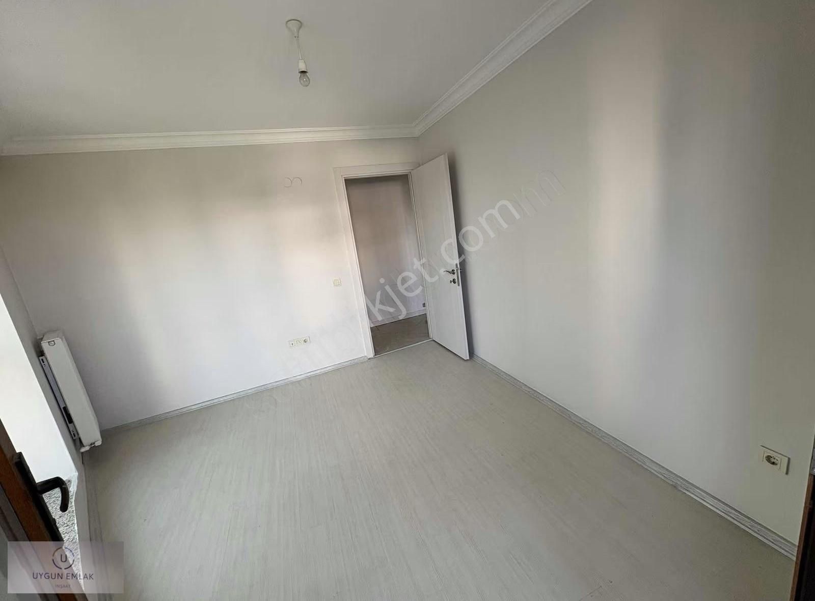 Buca Yenigün'de Zübeyde Hanım Koleji Karşısı Satılık 3+1 Daire - Görsel 2