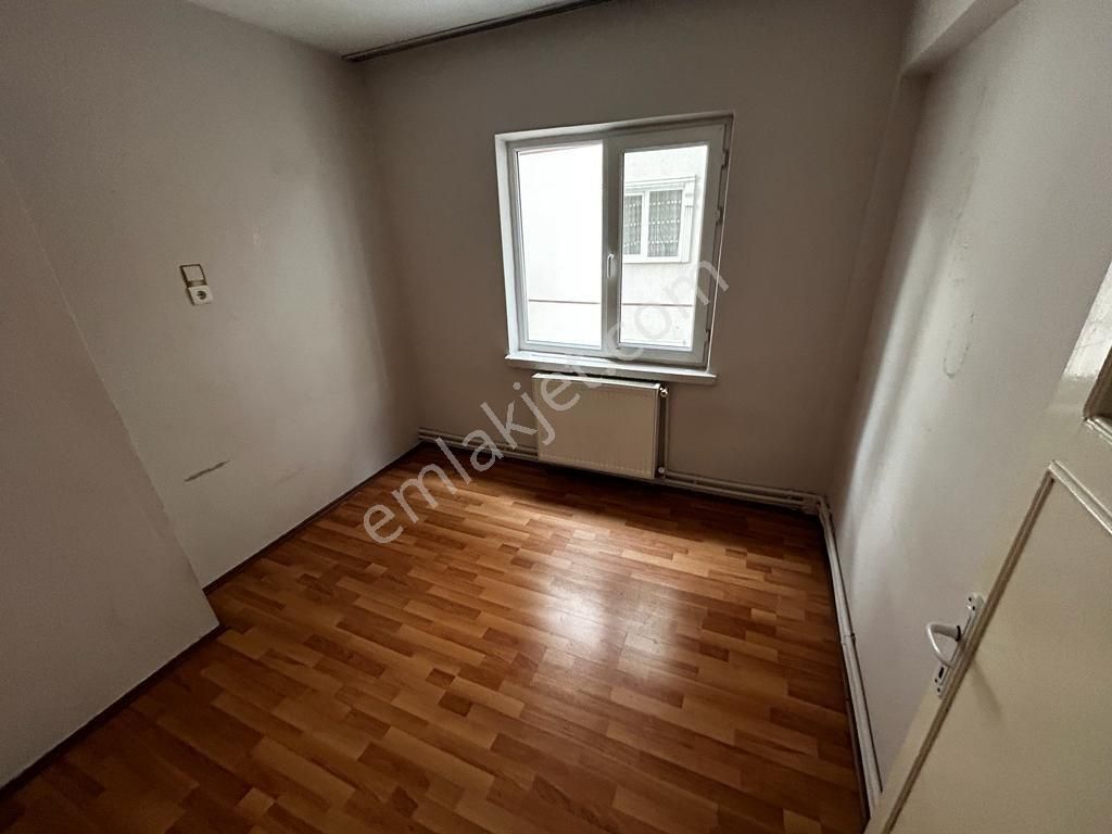 Sincan Plevne Mah 3+1 Ara Katta Bağımsız Ön Cephe Daire - Görsel 9