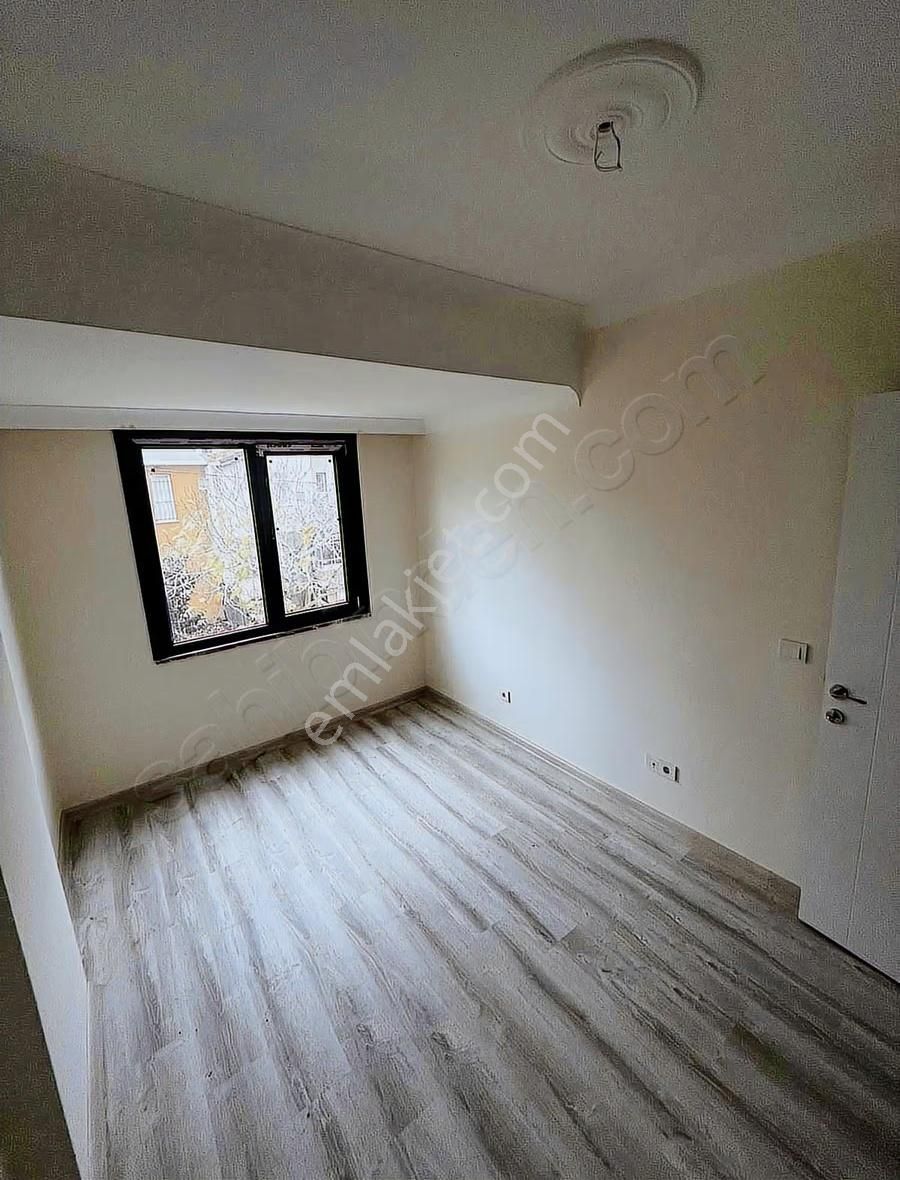 Sultanbeyli'de Butik Site'de Ebeveyn Banyolu Lüks 2+1 Daire - Görsel 16