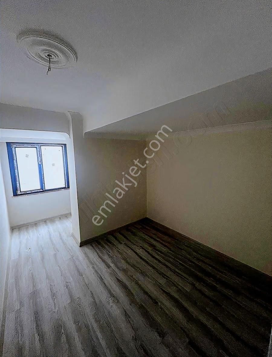 Sultanbeyli'de Butik Site'de Ebeveyn Banyolu Lüks 2+1 Daire - Görsel 11