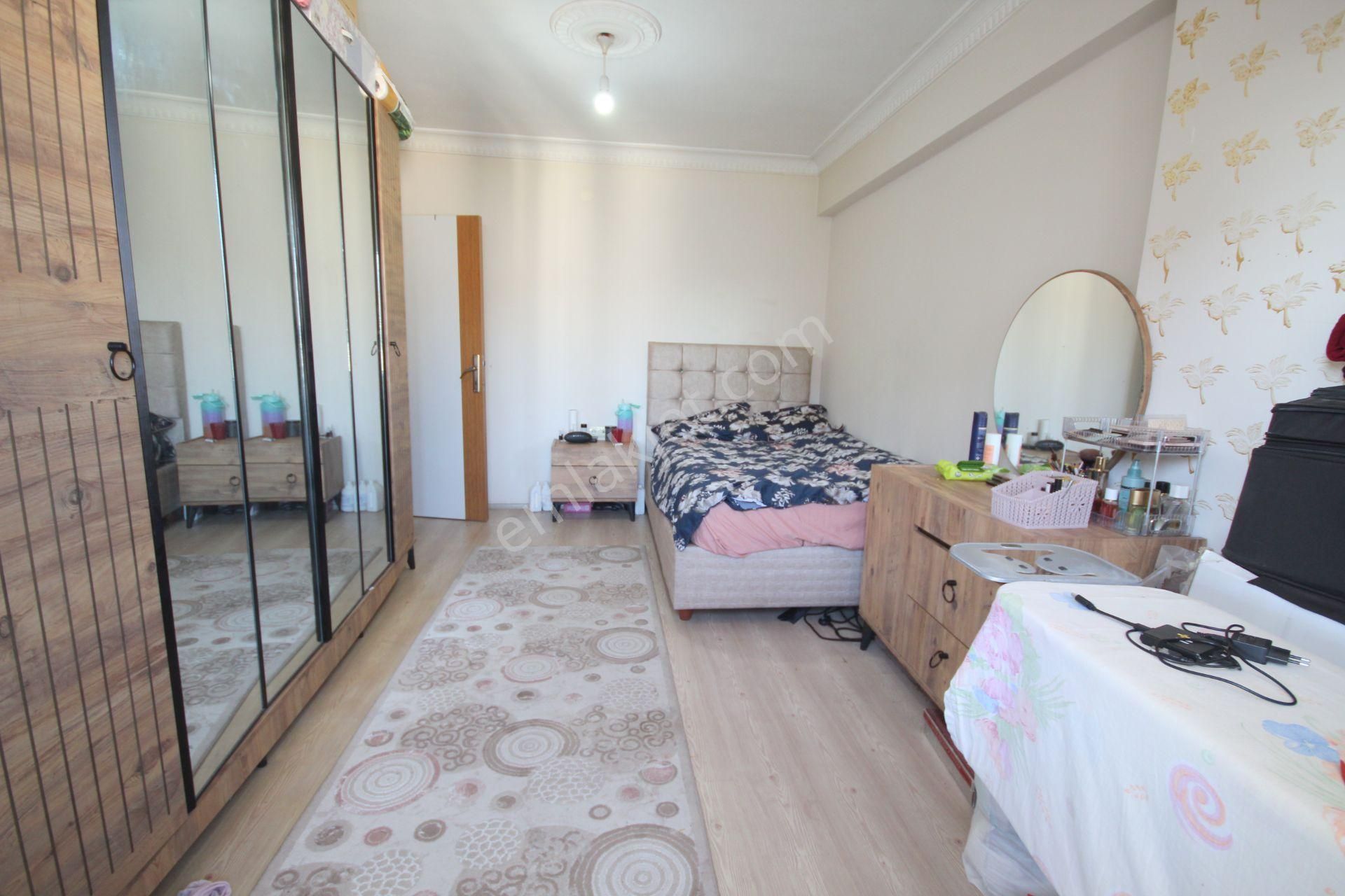 Old City'den E-5 Metrobüse Yakın 4.kat 3+1 120m2 7yıllıkbinalüx - Görsel 21