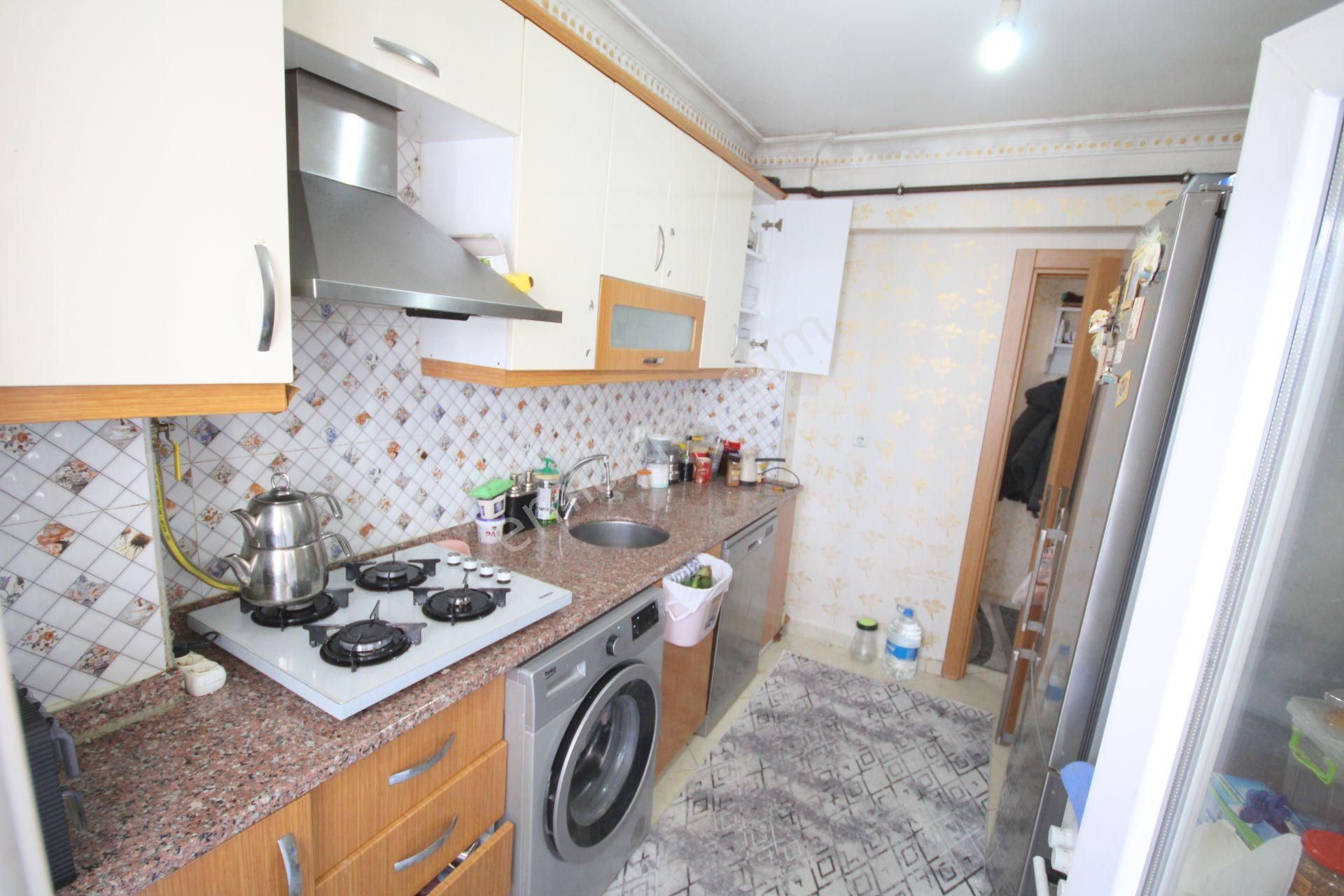 Old City'den E-5 Metrobüse Yakın 4.kat 3+1 120m2 7yıllıkbinalüx - Görsel 13