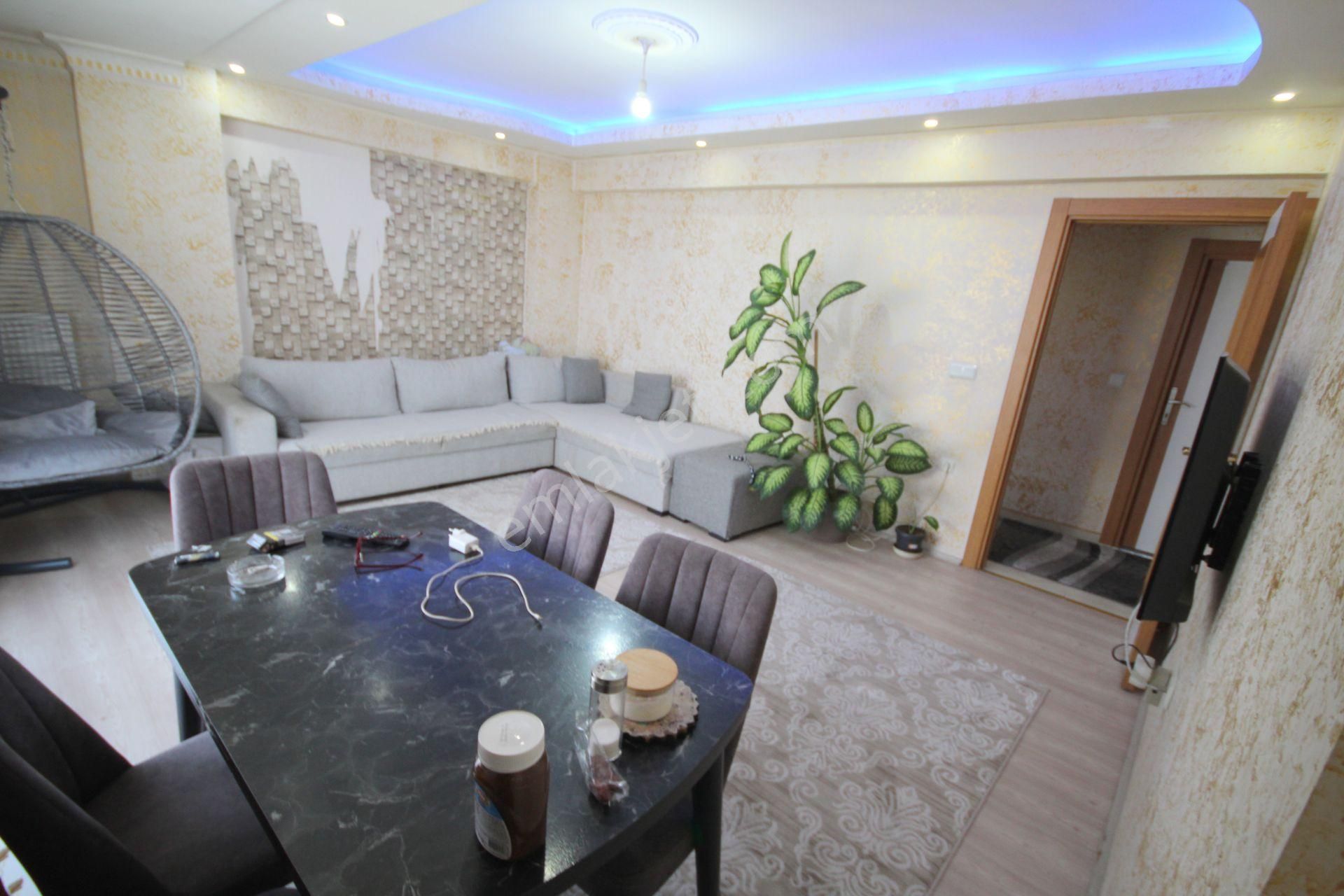 Old City'den E-5 Metrobüse Yakın 4.kat 3+1 120m2 7yıllıkbinalüx - Görsel 2