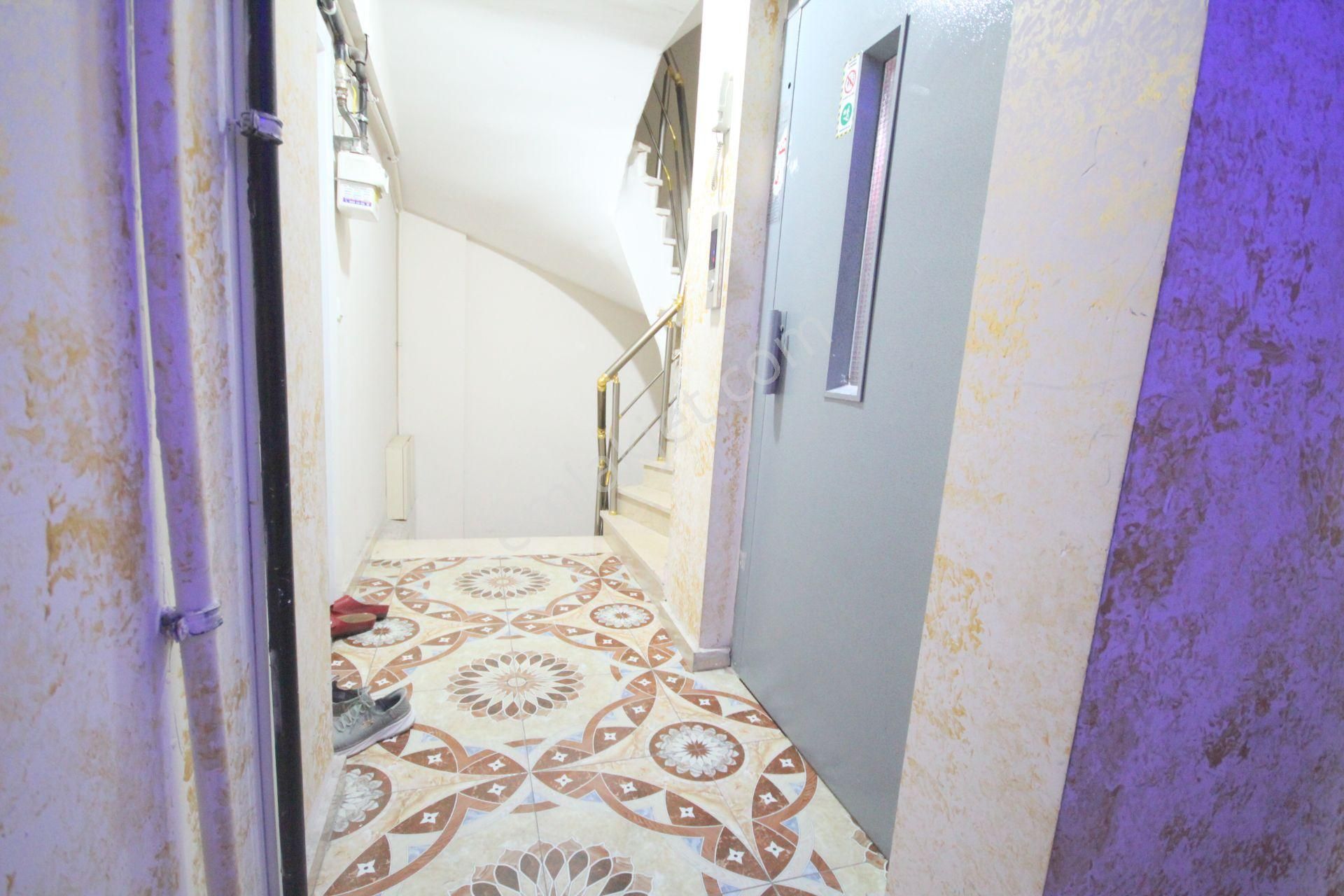 Old City'den E-5 Metrobüse Yakın 4.kat 3+1 120m2 7yıllıkbinalüx - Görsel 33