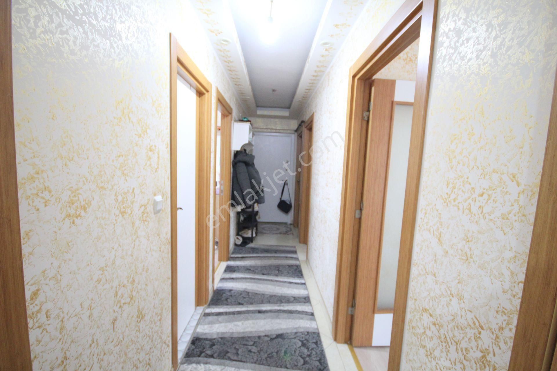 Old City'den E-5 Metrobüse Yakın 4.kat 3+1 120m2 7yıllıkbinalüx - Görsel 23