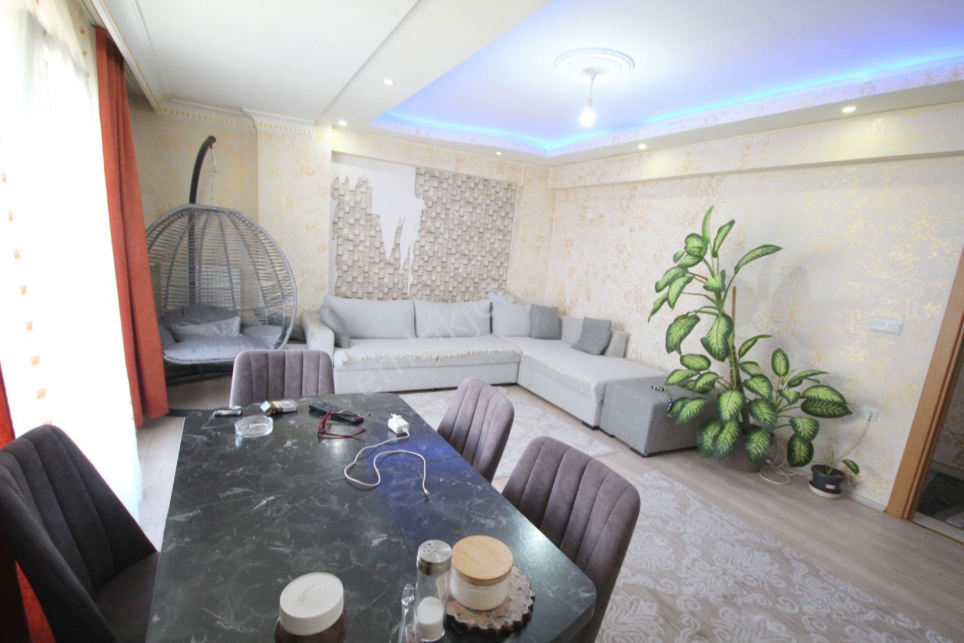 Old City'den E-5 Metrobüse Yakın 4.kat 3+1 120m2 7yıllıkbinalüx - Görsel 8