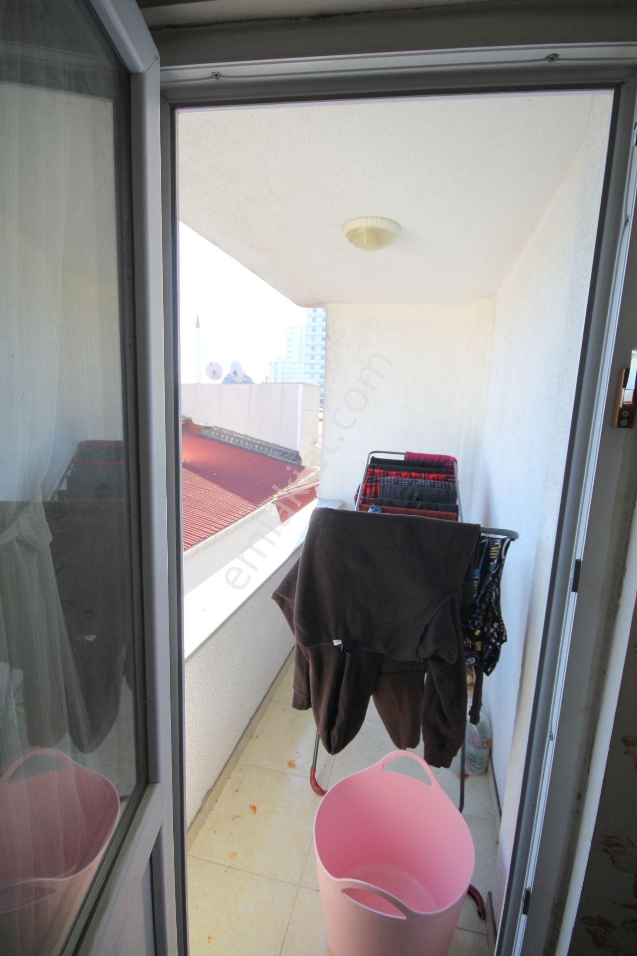 Old City'den E-5 Metrobüse Yakın 4.kat 3+1 120m2 7yıllıkbinalüx - Görsel 9