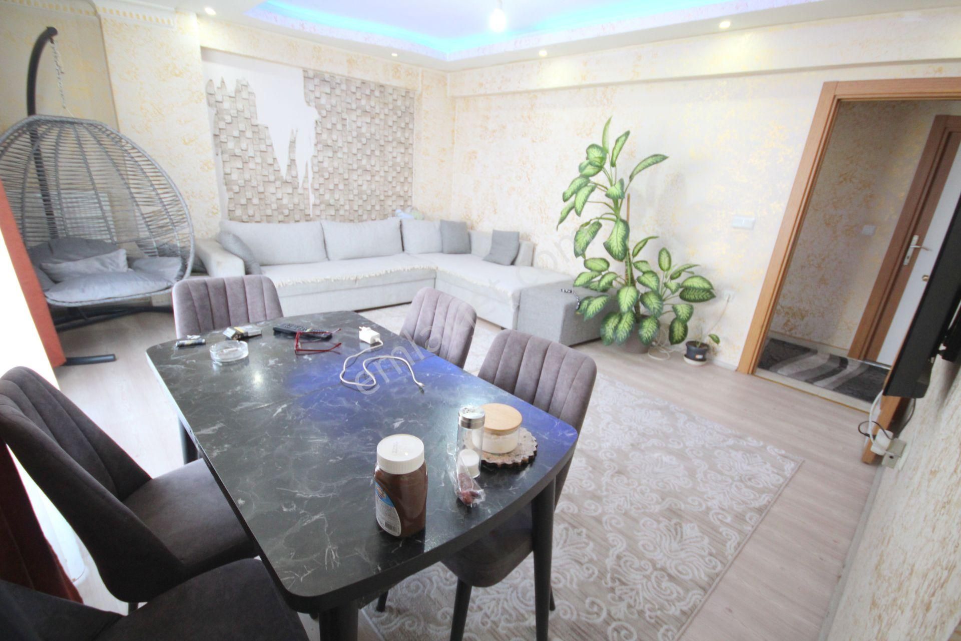 Old City'den E-5 Metrobüse Yakın 4.kat 3+1 120m2 7yıllıkbinalüx - Görsel 6