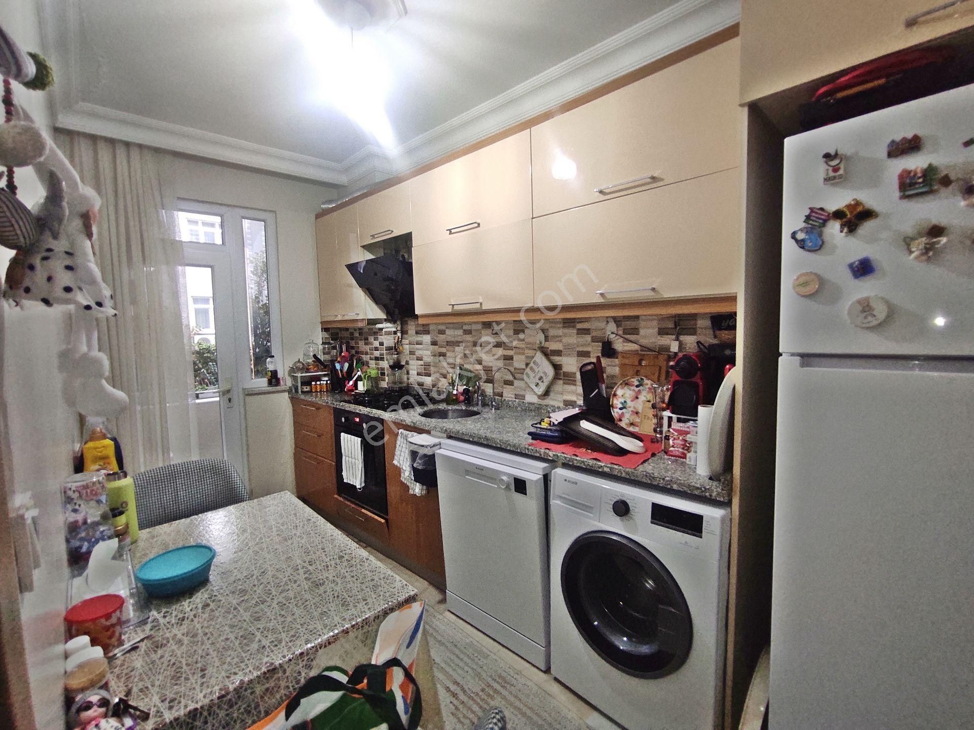 Bahçelievler Cumhuriyet Mah Cadde Üstü 75,m2-2+1-1,kat Daire - Görsel 6