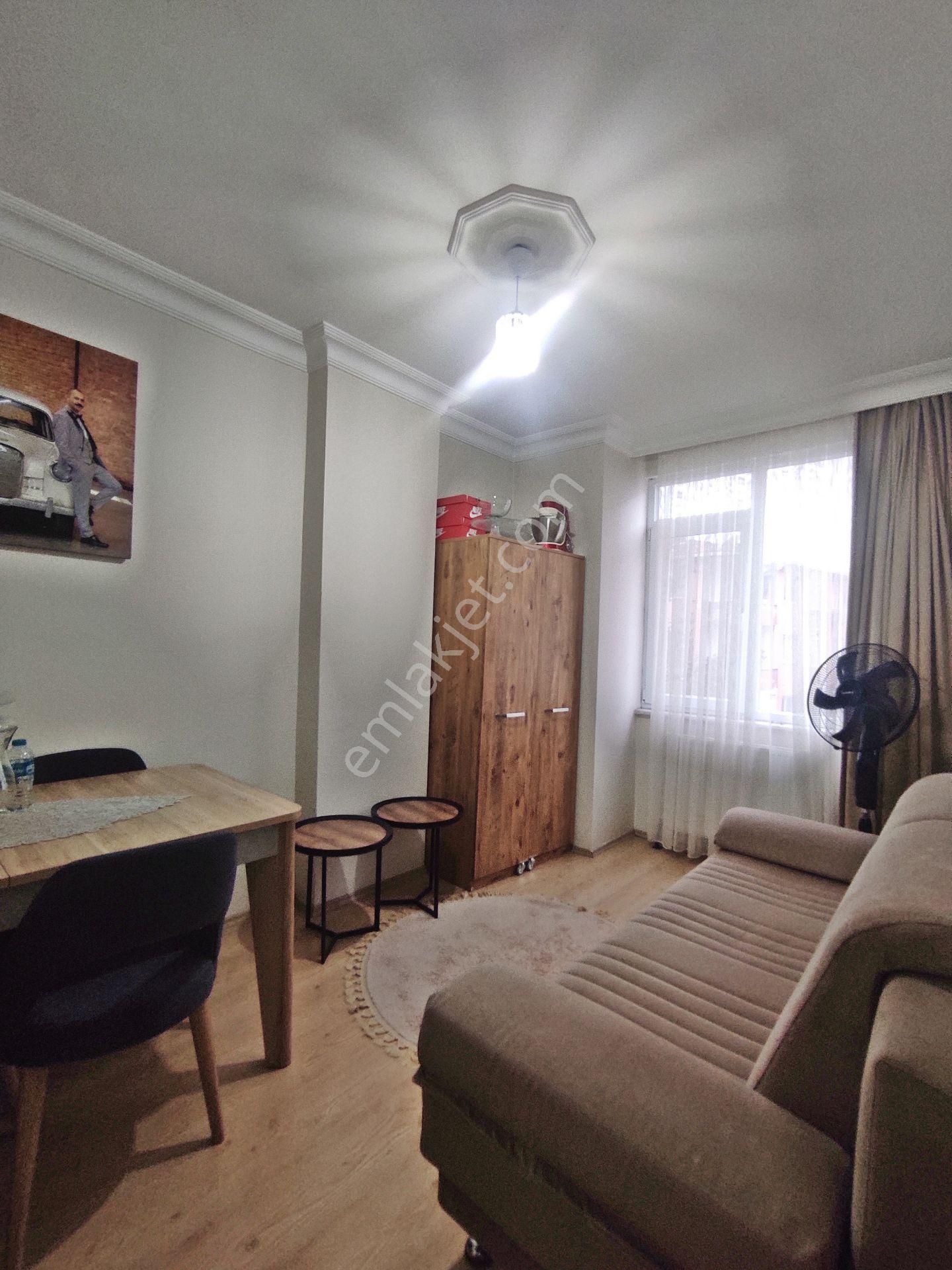 Bahçelievler Cumhuriyet Mah Cadde Üstü 75,m2-2+1-1,kat Daire - Görsel 19