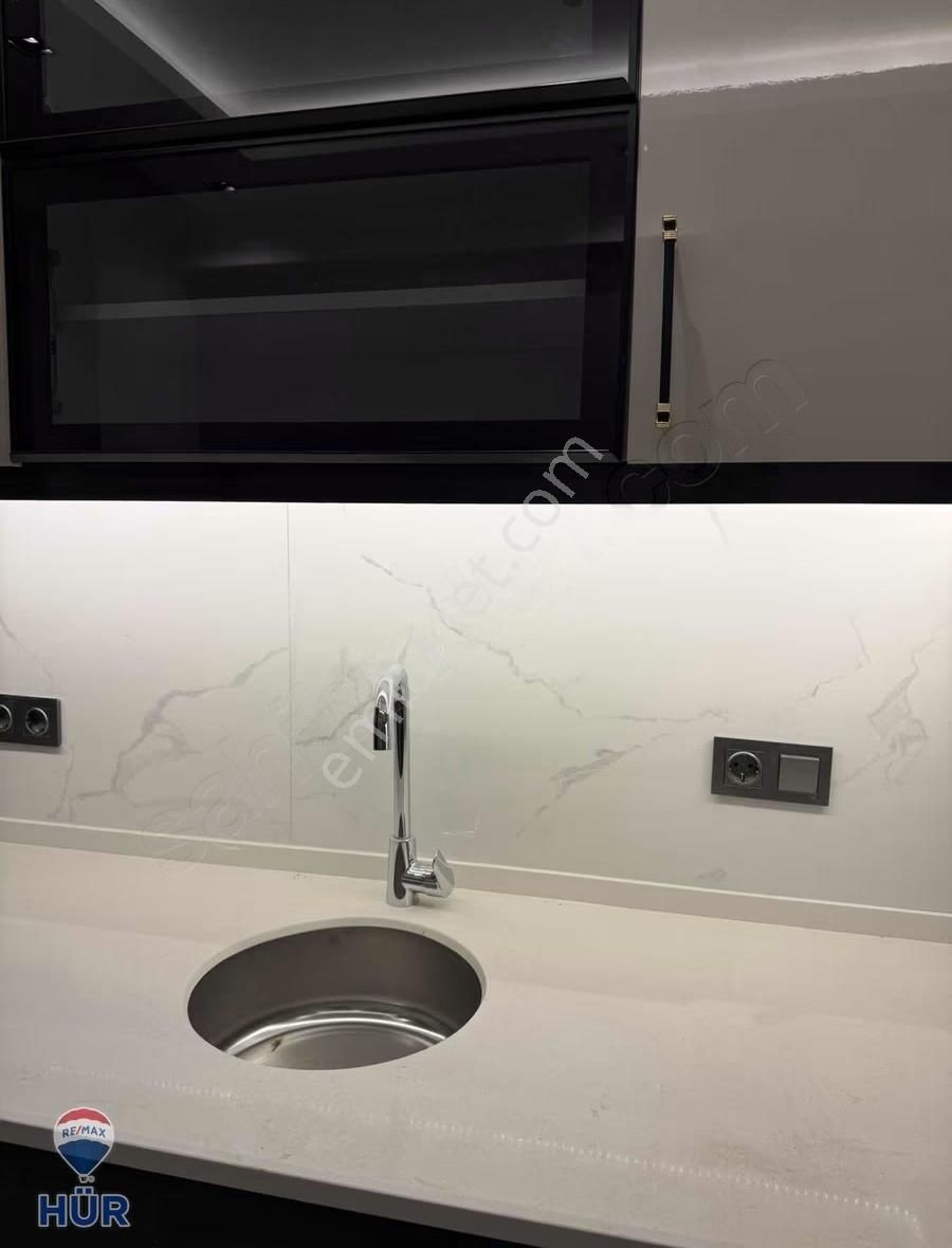 Ömer İnan Remax Hür Neviye Mah. 3+1 3.cü Kat Sıfır Daire - Görsel 11