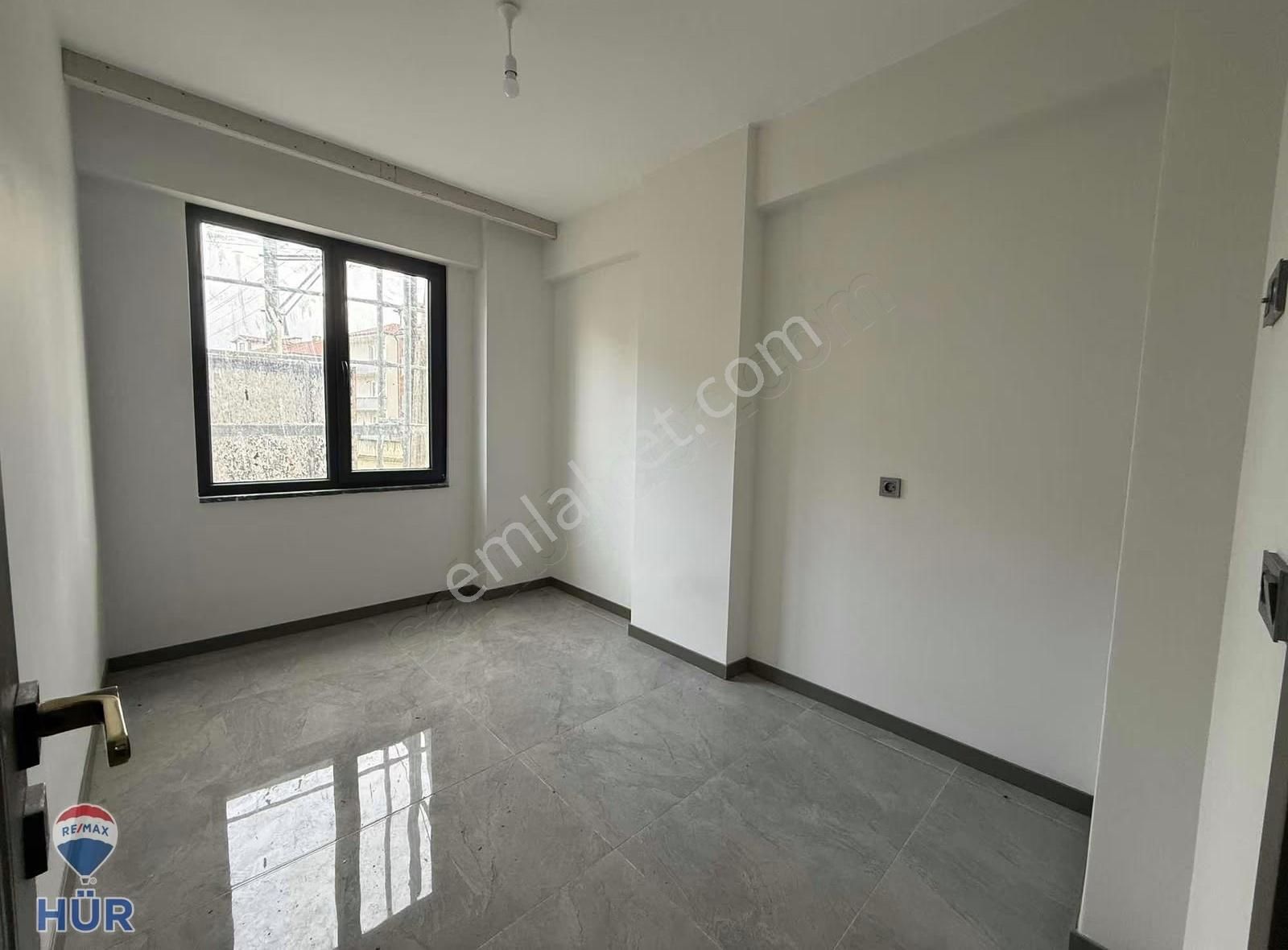 Ömer İnan Remax Hür Neviye Mah. 3+1 3.cü Kat Sıfır Daire - Görsel 18