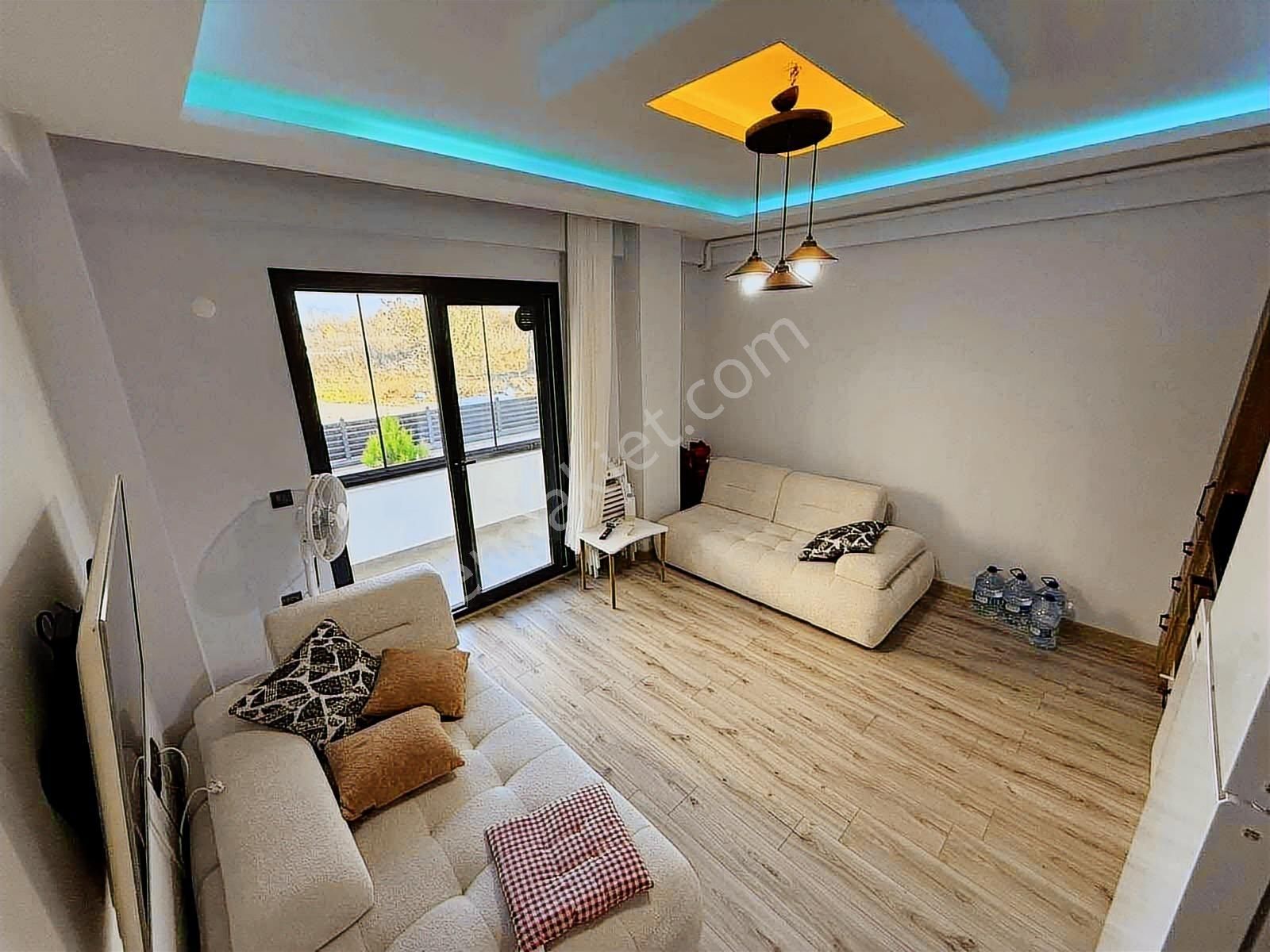Gürsoy'dan Altınkumda Doğalgazlı Cam Balkonlu Ön Cephe 1+1 Daire - Görsel 12