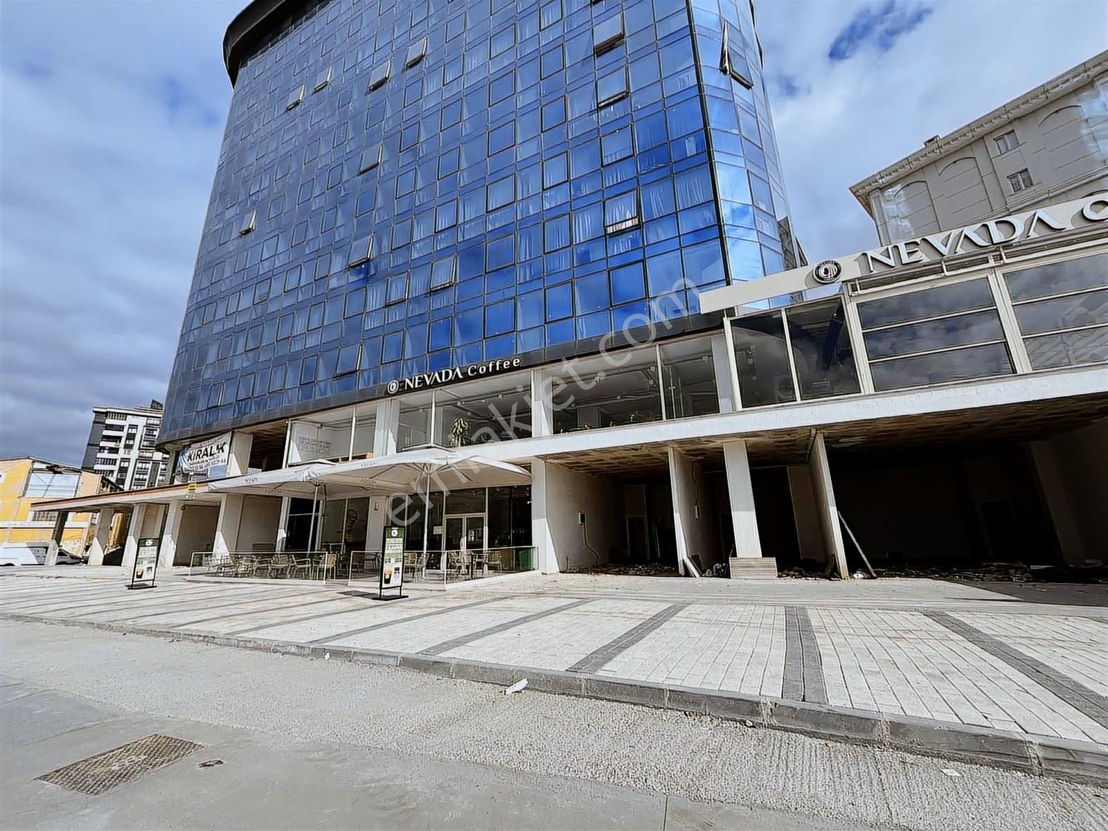 Havalimanı Yolu Üstü / 800 M² / Teraslı Marka Değeri Çok Yüksek! - Görsel 22