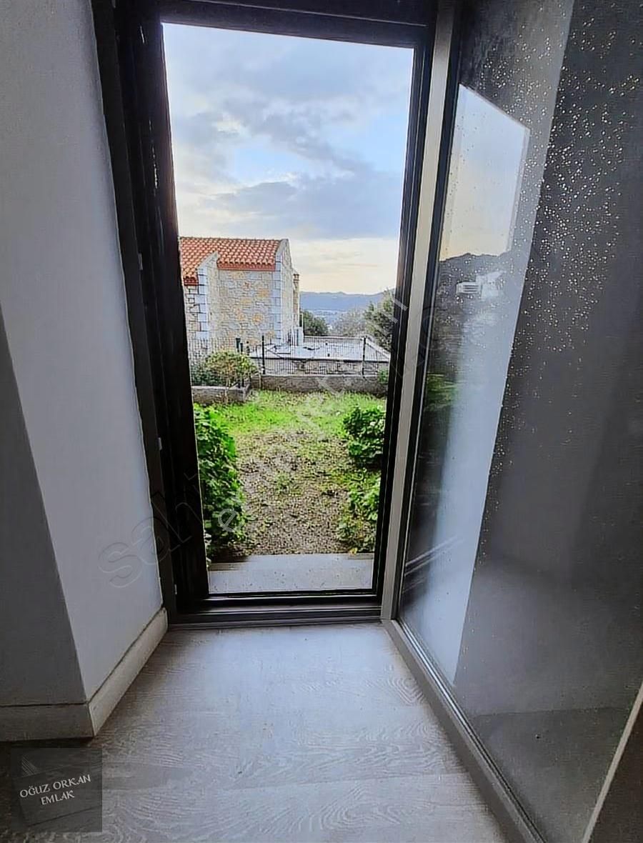 Bodrum Yakaköy De Site İçinde Müstakil Taş Villa - Görsel 5