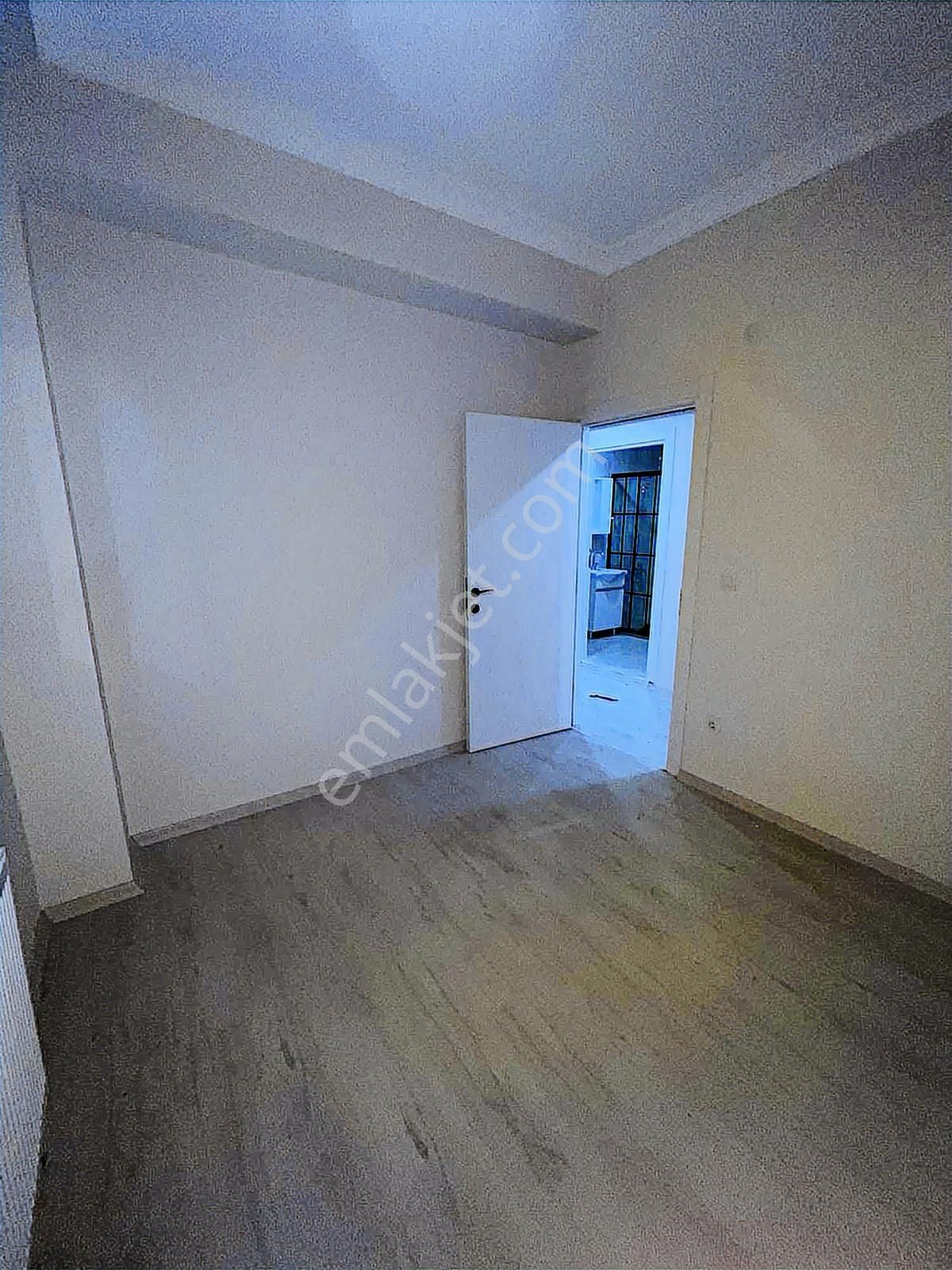 Koru Emlaktan Kiralık 3+1lüx Merkezi Daire - Görsel 7