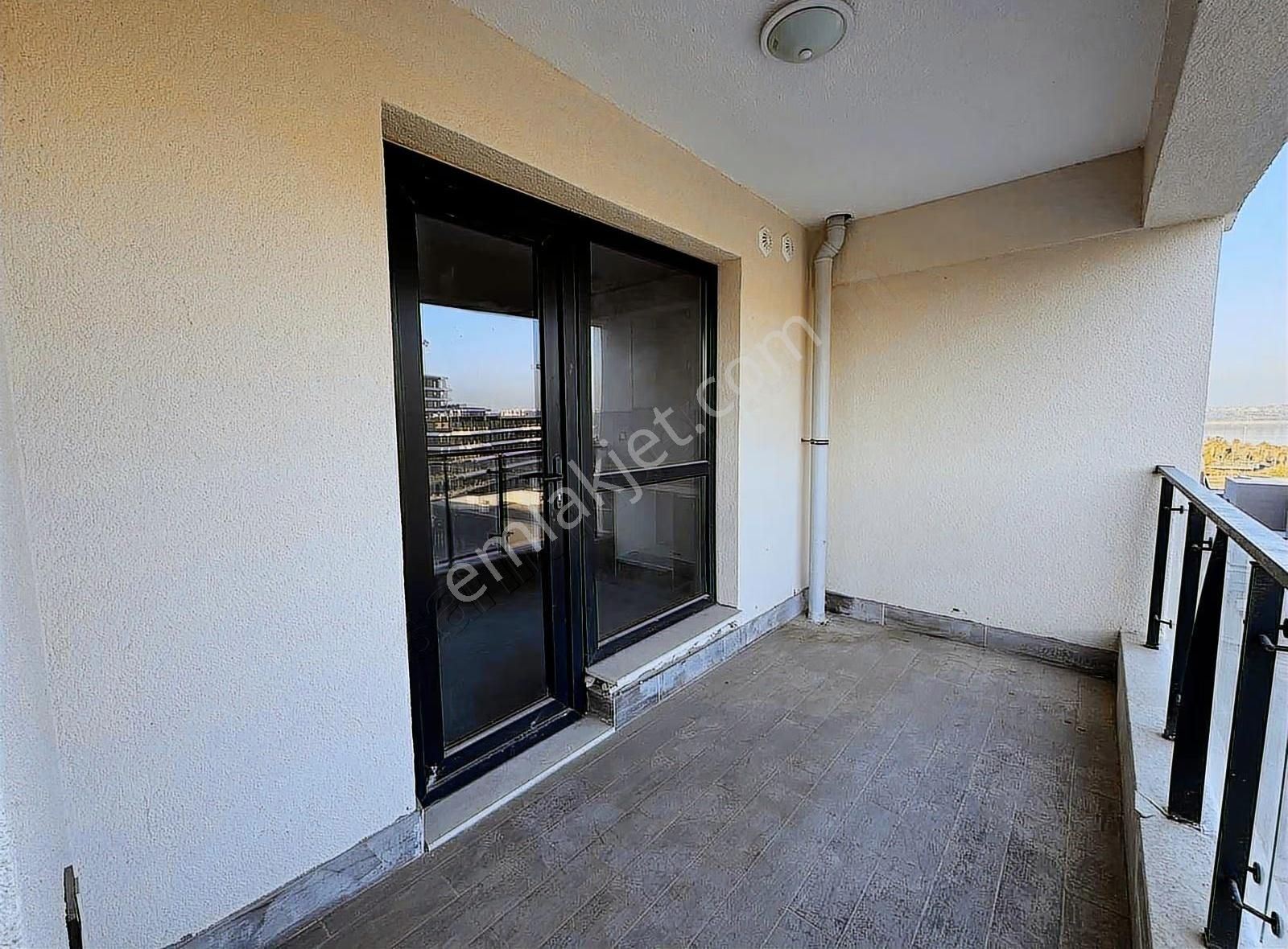 Adnan Menderes Göl Kenarı Tokilerde 4+1 Göl Manzaralı 4+1 Daire - Görsel 9