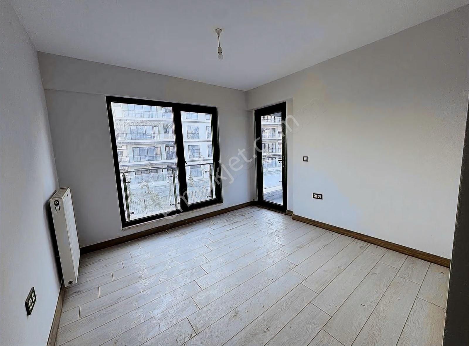 Adnan Menderes Göl Kenarı Tokilerde 4+1 Göl Manzaralı 4+1 Daire - Görsel 13