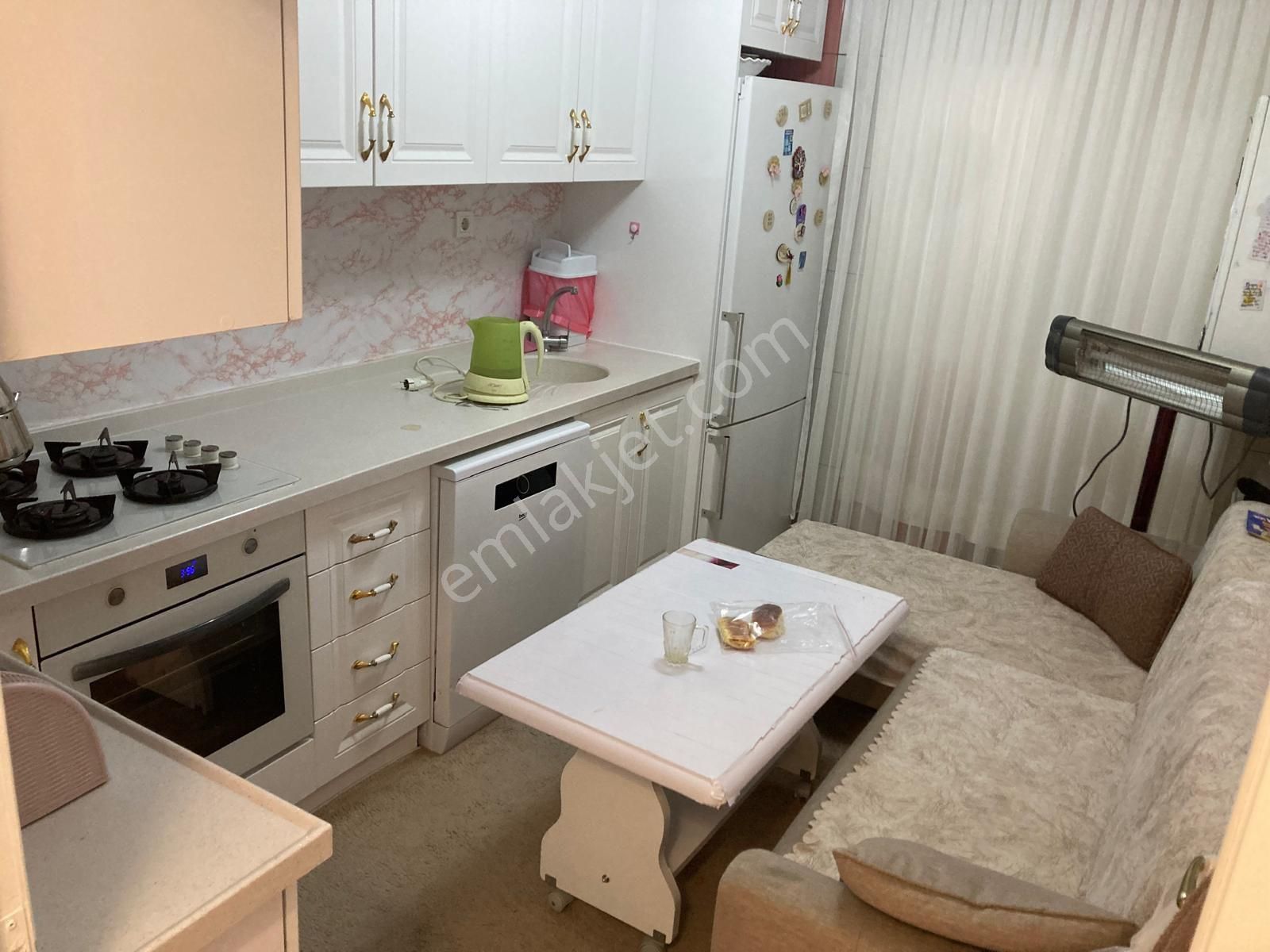 Toprak Emlak'tan Ank Keçiören 23 Nisan Mah De 2+1 Full Yapılı Daire