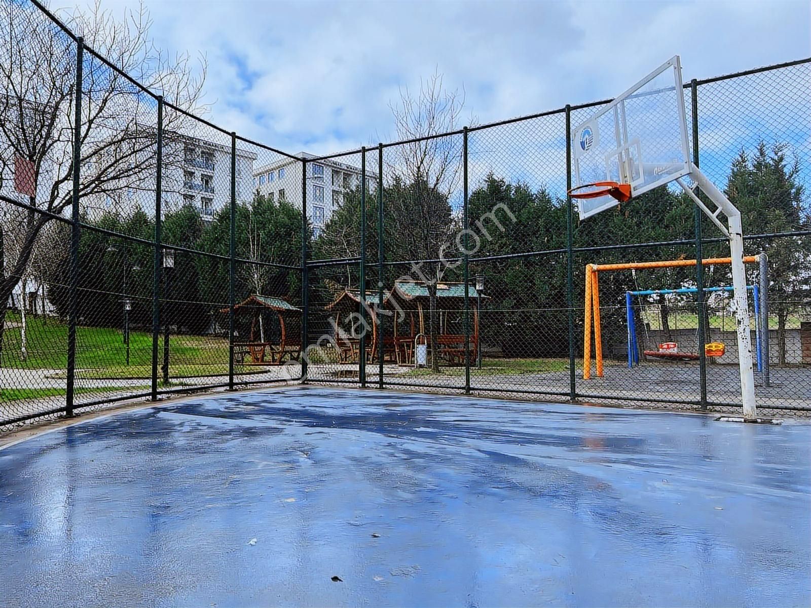 Koru Emlak'tan Kiralık 2+1 Daire Merkezi Konum - Görsel 6