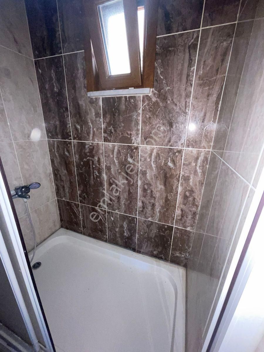 Koru Emlak'dan Acill Satılık 3+1 İskanlı Limitsiz Kredili Daire - Görsel 8