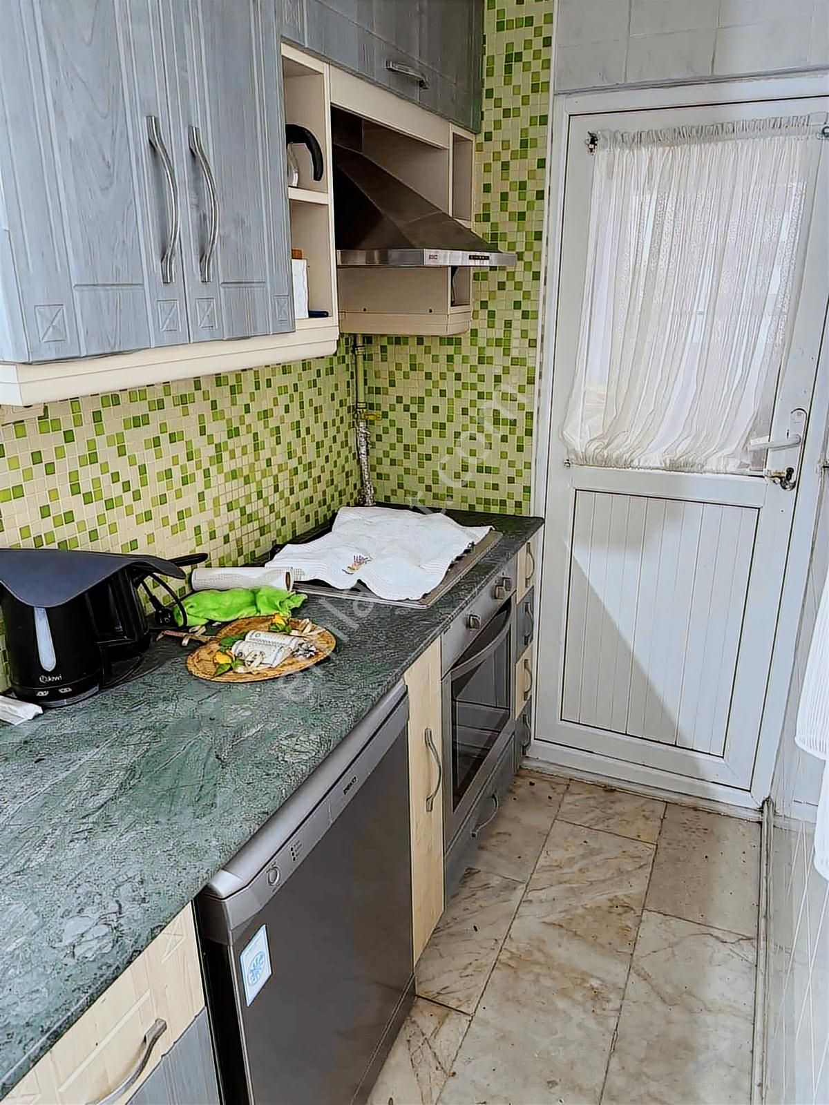 Cadde Üstü / 4+1 150 M² / Eşyalı Daire / Şahane Geniş Kullanışlı - Görsel 14