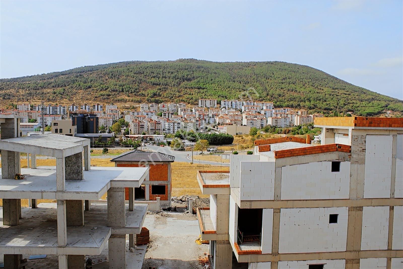 Mir'den Balıkesir'de Benzersiz Kapalı Havuzlu Villa Projesi - Görsel 21