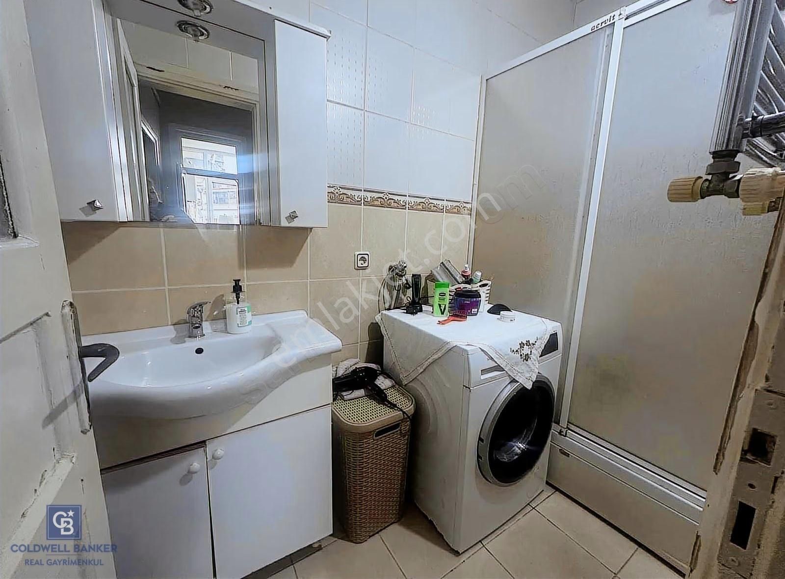 Sultanahmet Küçük Ayasofya Caddesinde 3+1 Satılık Daire - Görsel 6