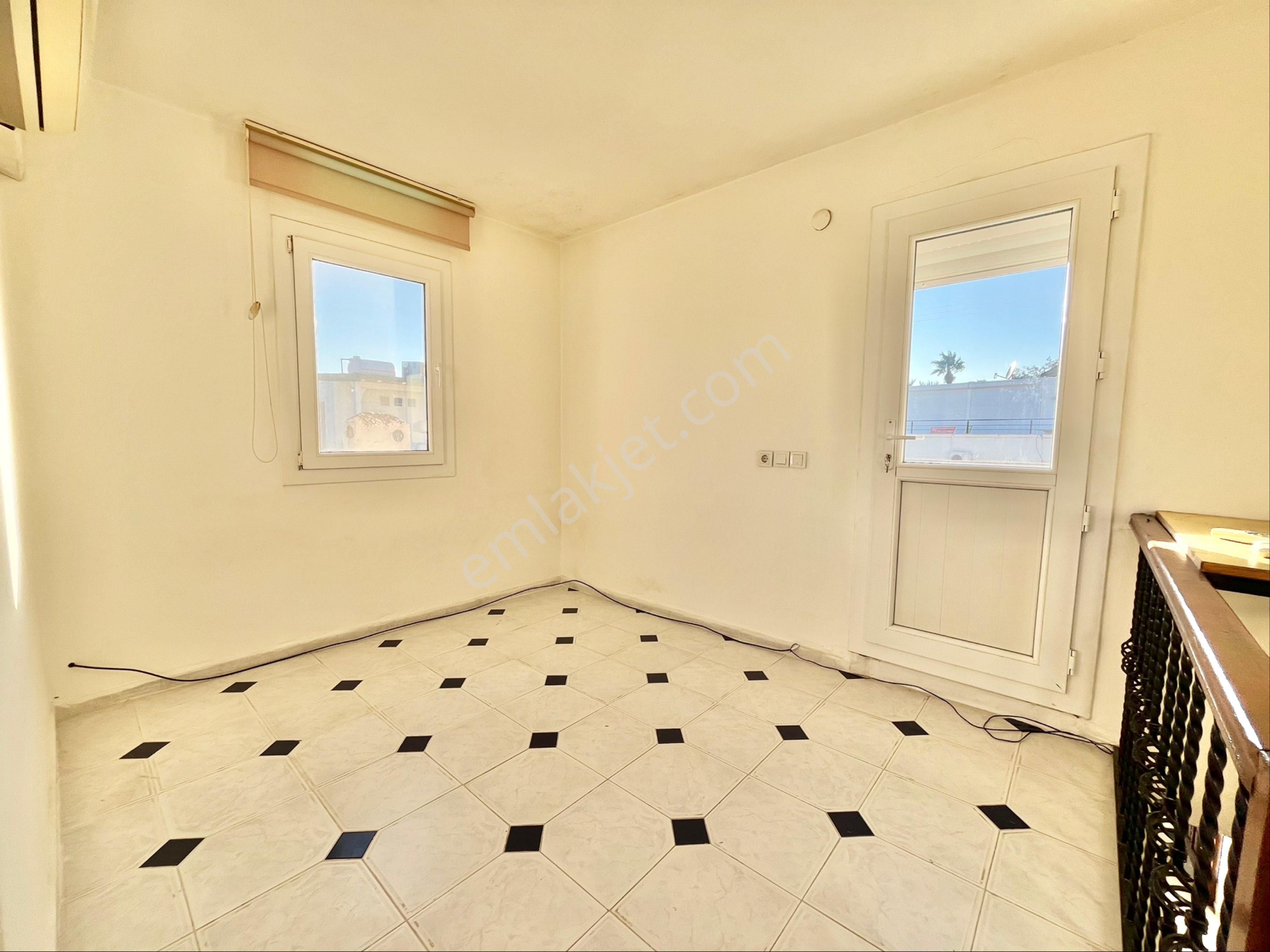 Bodrum Marina’da Denize 300mt Mesafede Tripleks Villa - Görsel 24