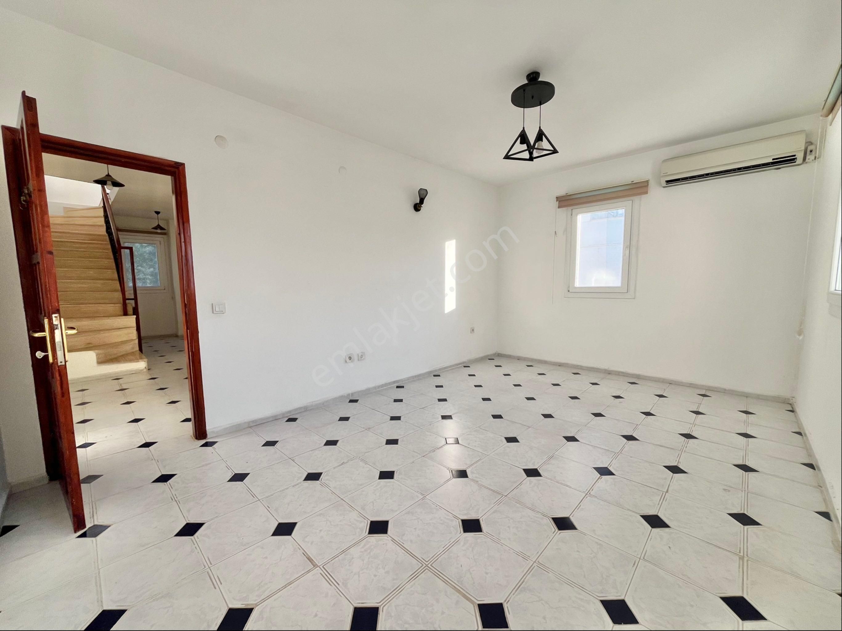 Bodrum Marina’da Denize 300mt Mesafede Tripleks Villa - Görsel 19