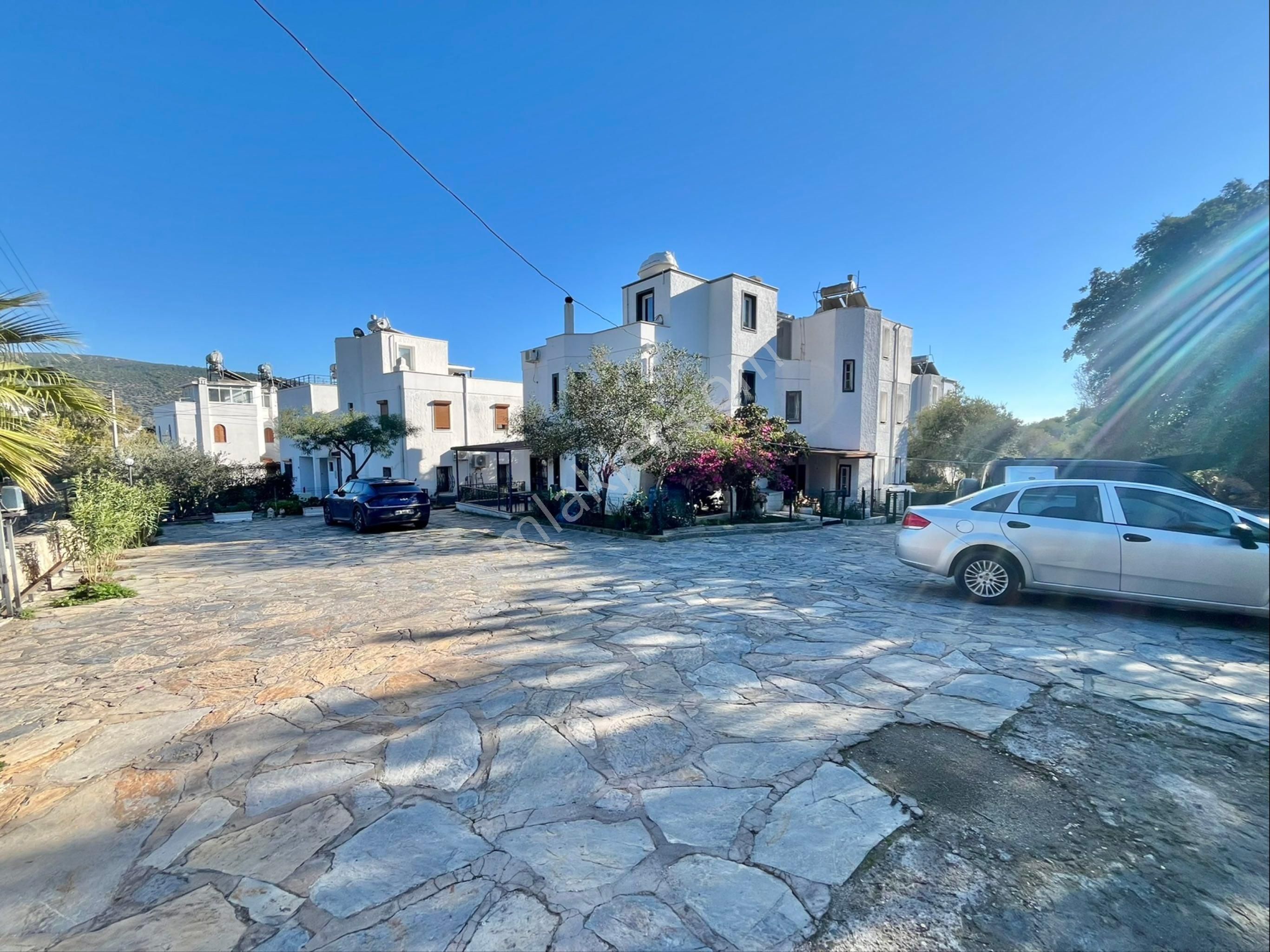 Bodrum Marina’da Denize 300mt Mesafede Tripleks Villa - Görsel 31