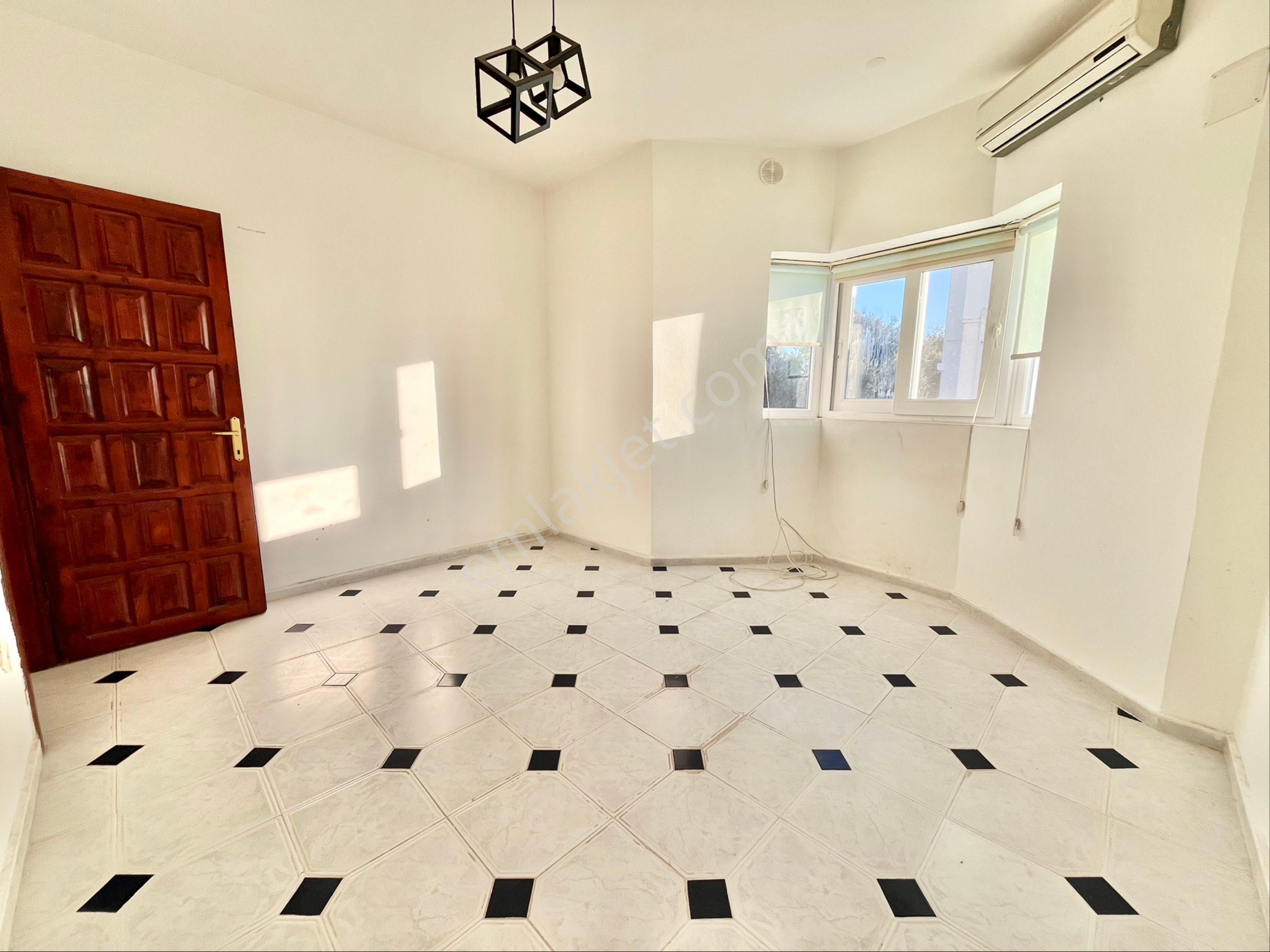 Bodrum Marina’da Denize 300mt Mesafede Tripleks Villa - Görsel 17