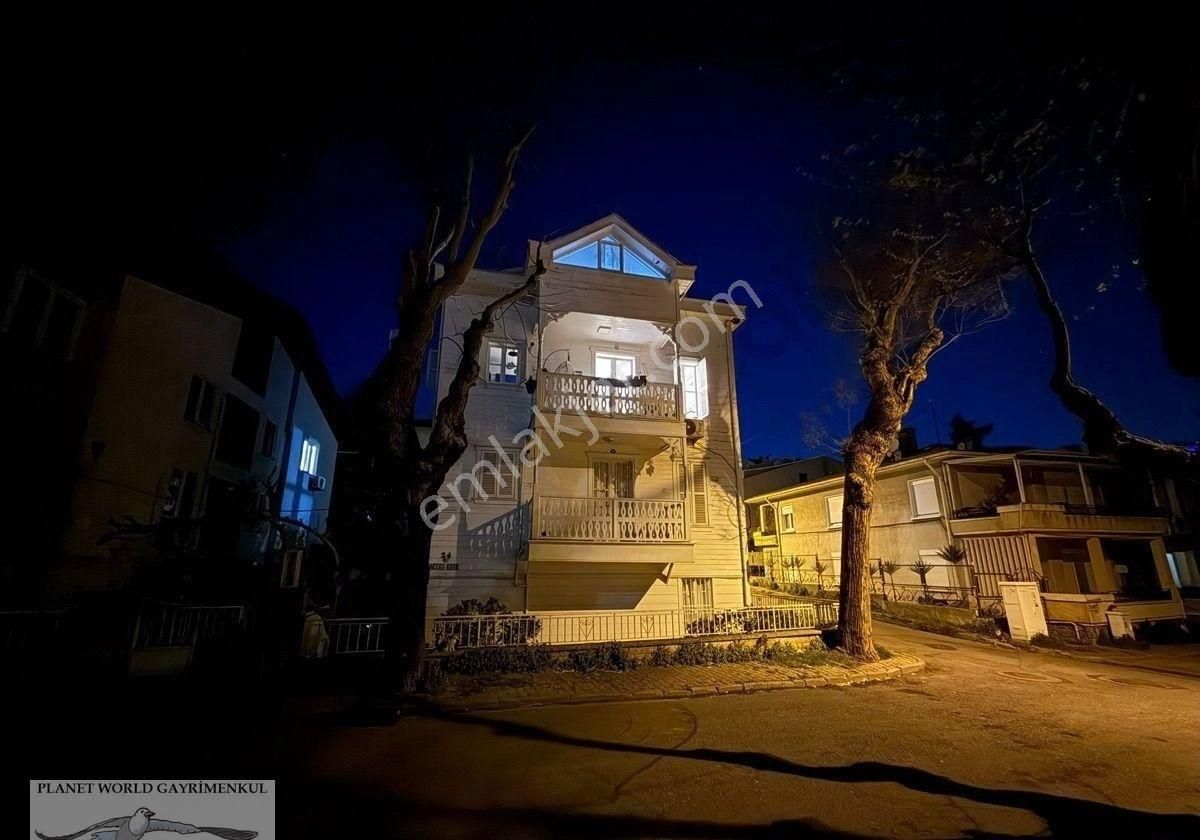 Planet'ten Lüks Sıfır Eşyalı 3+1 Köşk Dairesi Kiralık - Görsel 11