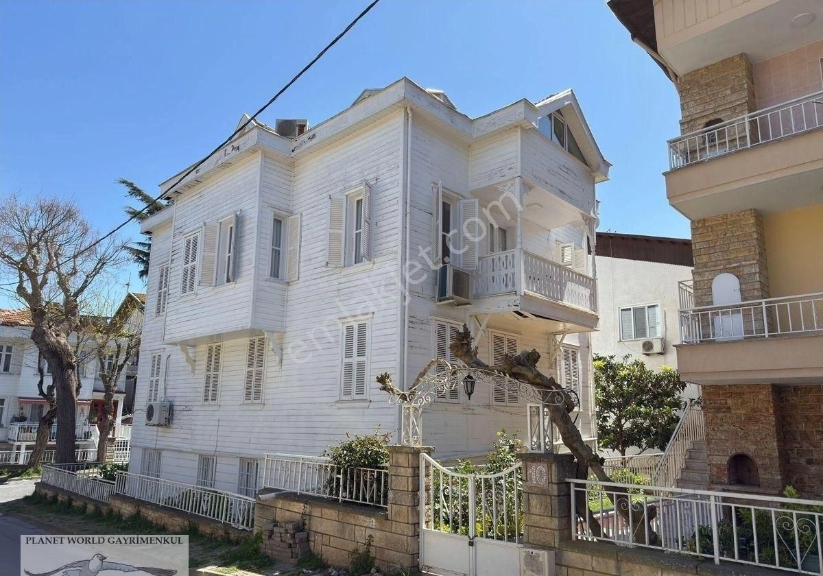 Planet'ten Lüks Sıfır Eşyalı 3+1 Köşk Dairesi Kiralık - Görsel 3