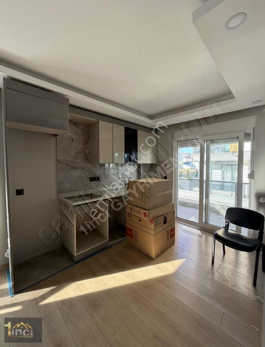 Tramway Dibi Havuzlu Site İçi Giriş 1+1 İskanlı Çift Balkonlu - Görsel 6