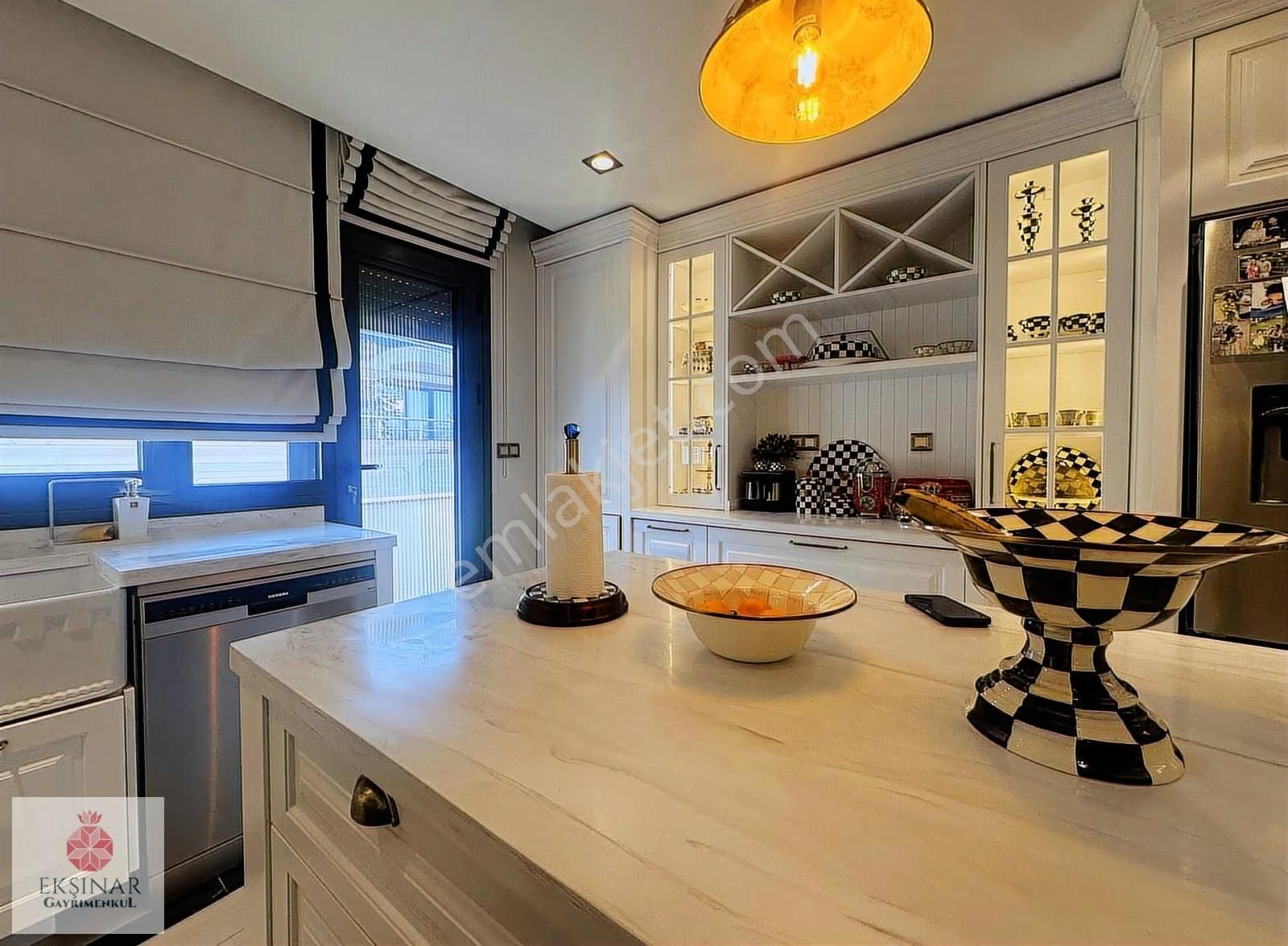 Florya Hatboyu'nda Deniz Manzaralı Full Tadilatlı Ultralux Daire - Görsel 25