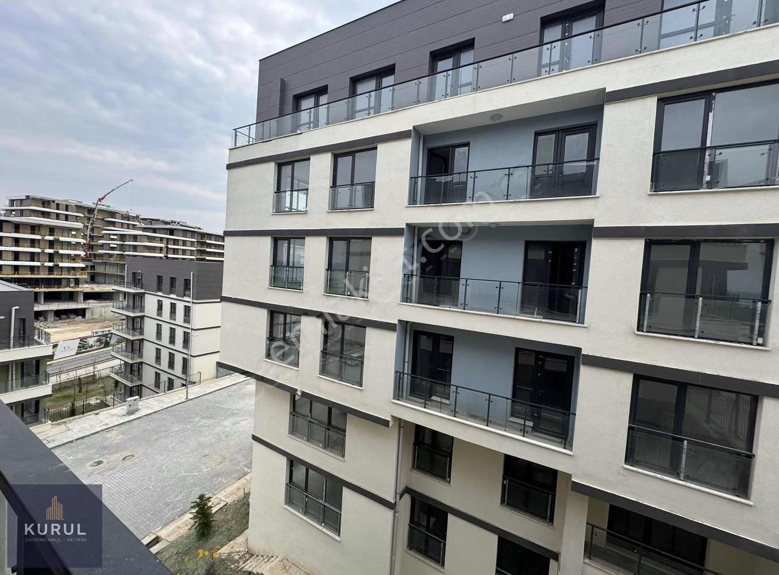 Kurul Gayrimenkul'den Göl Manzaralı 4+1 Satılık Daire - Görsel 11