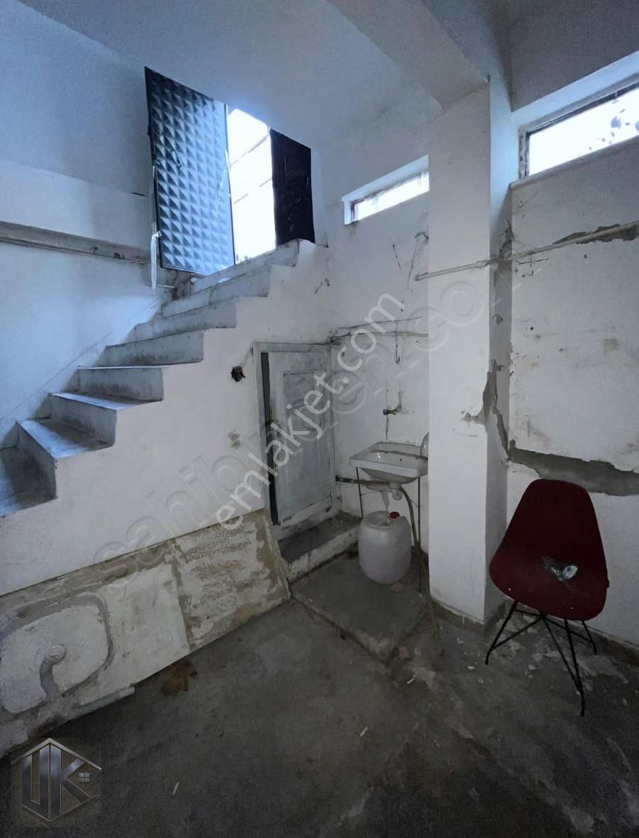 Uğur Gayrimenkul'den Merkezi Konum Yatırıma Uygun Satılık Dükkan - Görsel 7