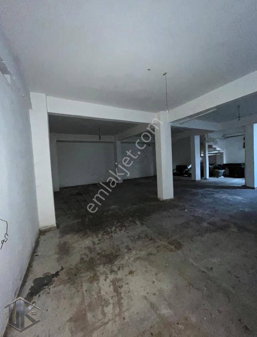 Uğur Gayrimenkul'den Merkezi Konum Yatırıma Uygun Satılık Dükkan - Görsel 5